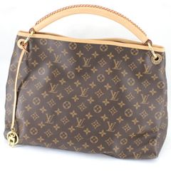 LOUIS VUITTON BISCAYNE PM MINT VERNIS BAG