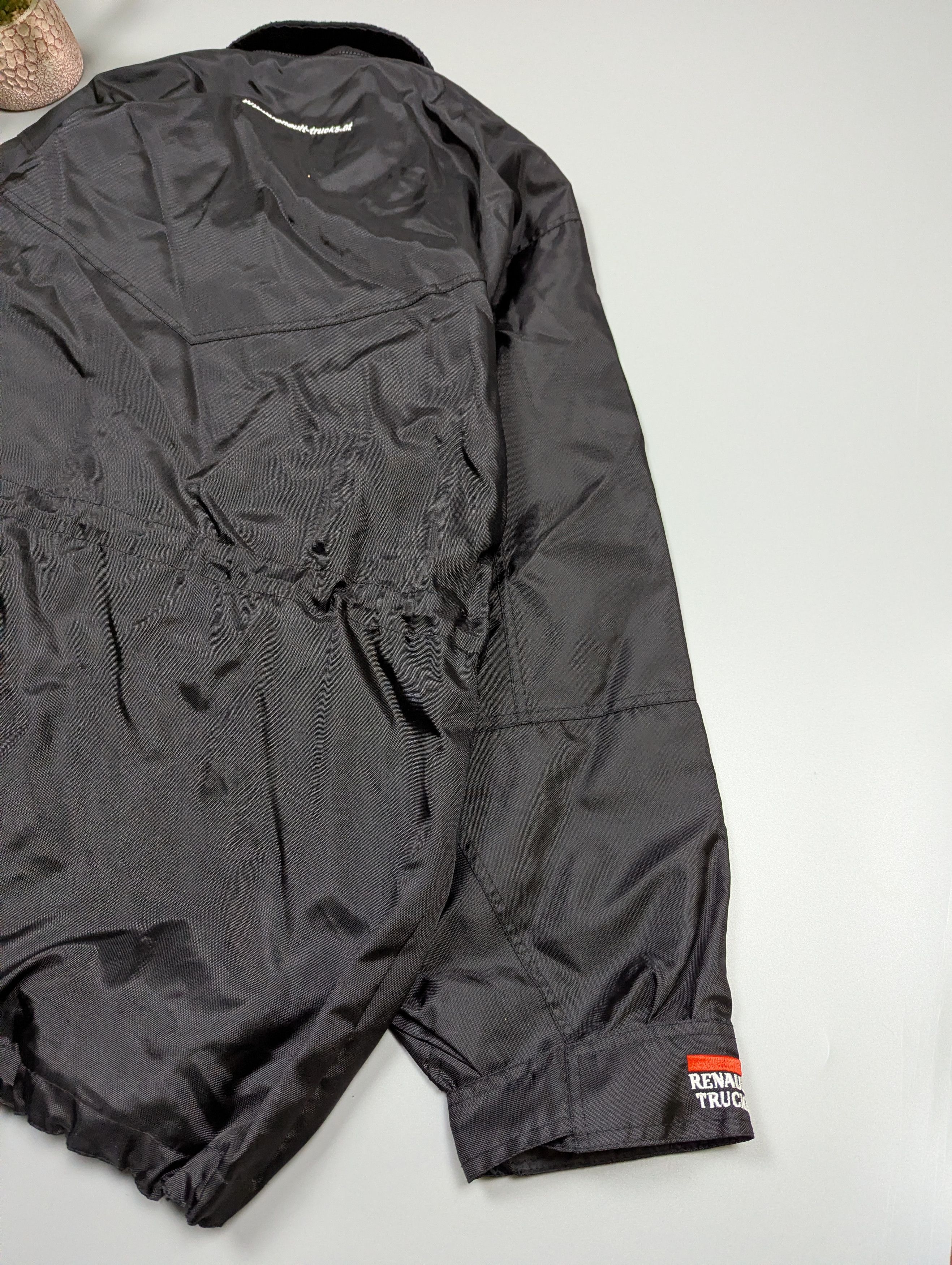 Vintage Renault Trucks Lightweight Windbreaker Jacket Black Size XL Size US XL / EU 56 / 4 - 17 Thumbnail
