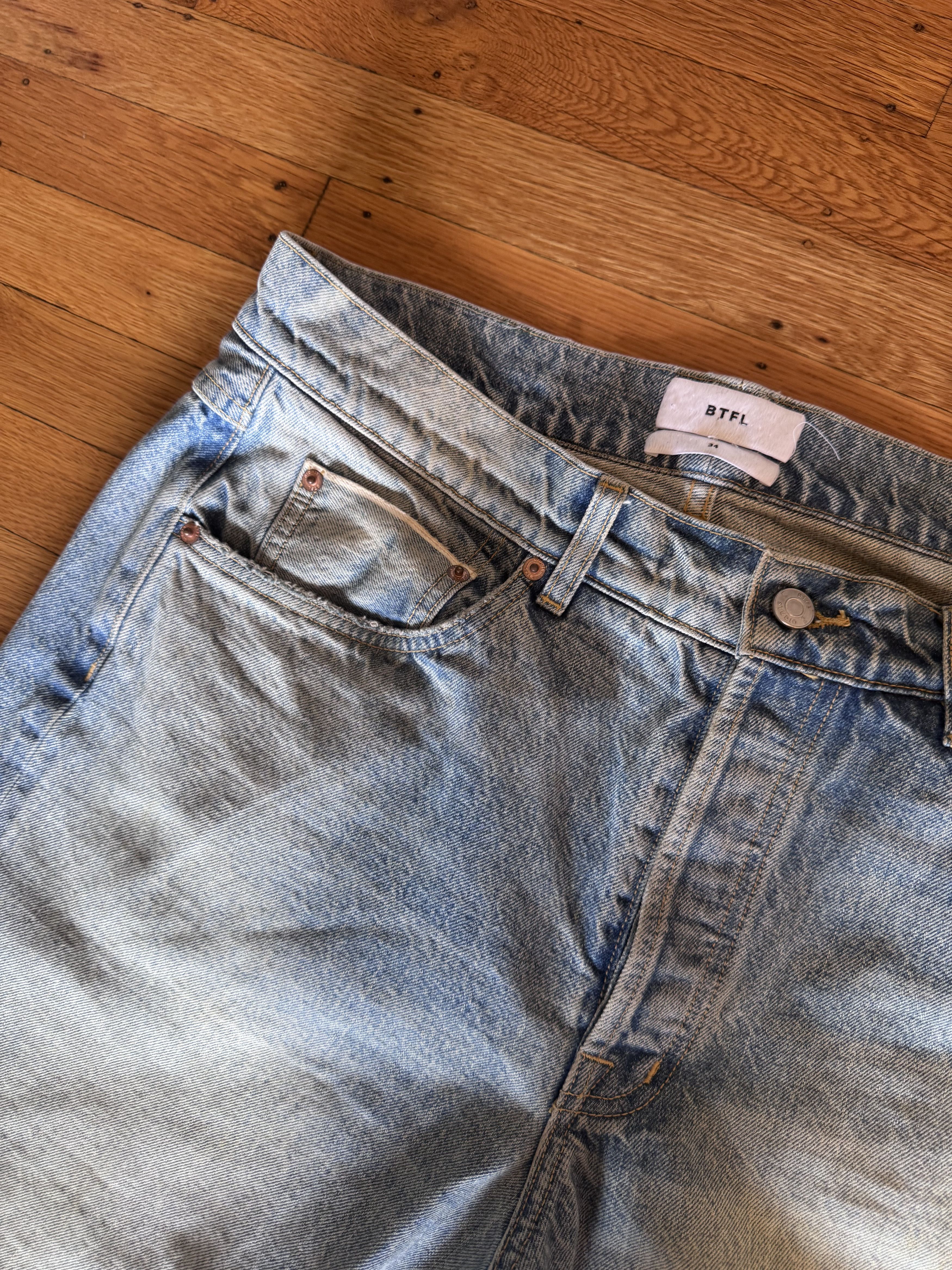 BTFL BTFL Distressed Light Wash Denim Size US 34 / EU 50 - 3 Thumbnail