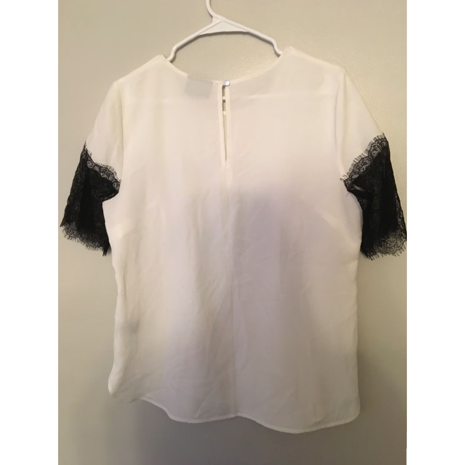 Liz Claiborne Liz Claiborne Womens Blouse White Black Lace Sleeves Round Neck Sz M Shirt Top Size M / US 6-8 / IT 42-44 - 4 Thumbnail