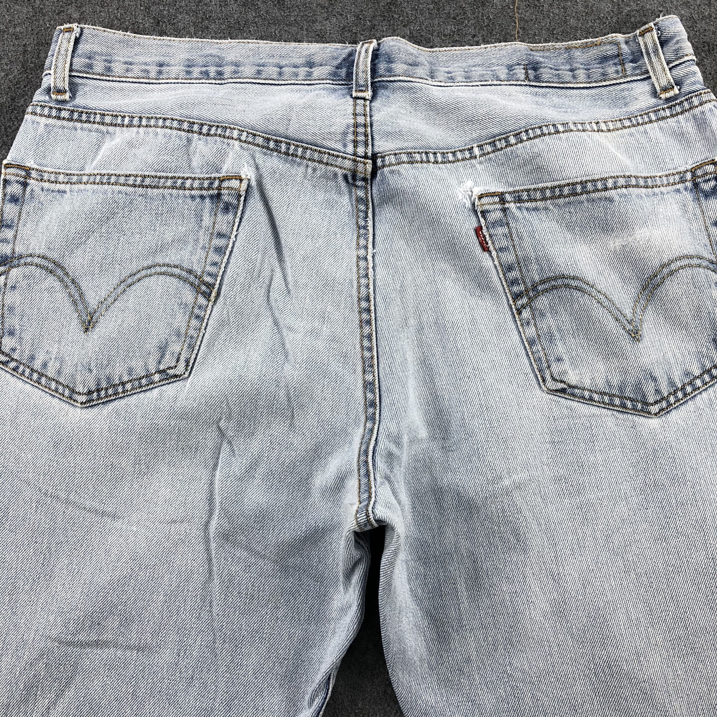 Levi's × Vintage Vintage Light Wash Levis 505 Jeans-JM1834 Size US 38 / EU 54 - 5 Thumbnail