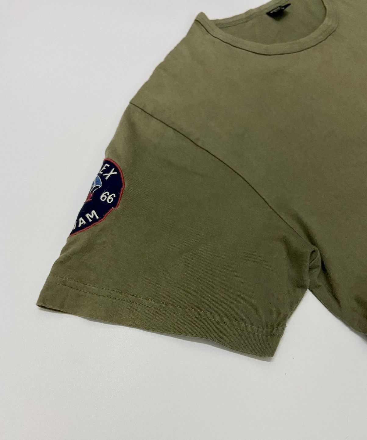 Avirex AVIREX 173 AIRBORNE VIETNAM WAR TEE Size US L / EU 52-54 / 3 - 10 Thumbnail