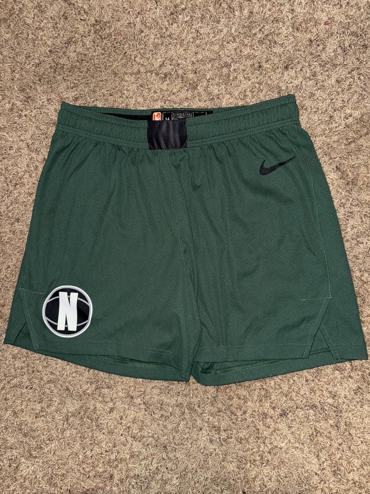 Nike Nike Women’s WNBA Team Issue Team Sports Shorts 2017 Size 34" / US 12 / IT 48 - 1 Thumbnail