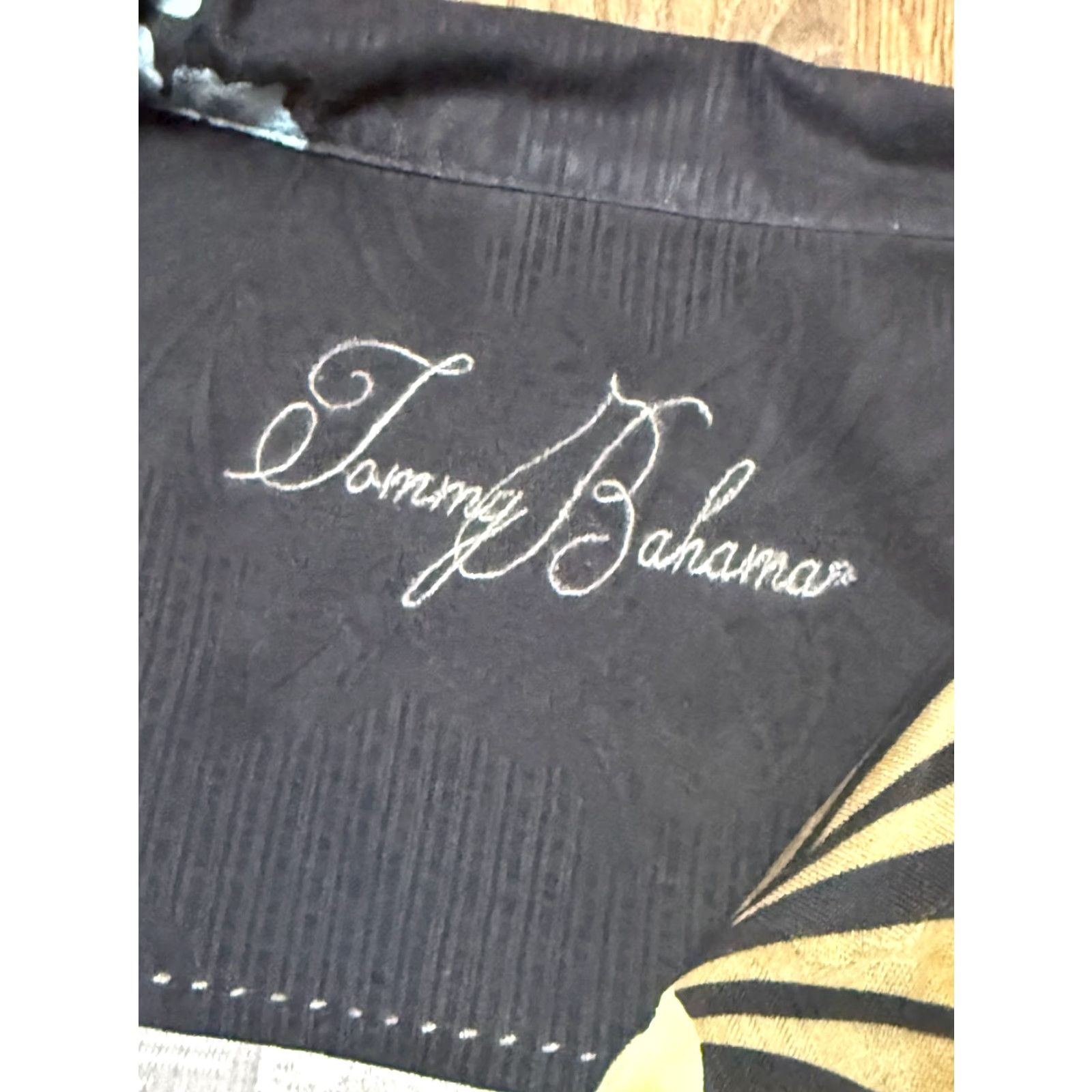 Tommy Bahama Tommy Bahama Shirt Men's XL Black Brown Blue Floral Button Up 100% Silk Sleeve Short Collar Button Pockets Vintage? No Size US XL / EU 56 / 4 - 5 Thumbnail