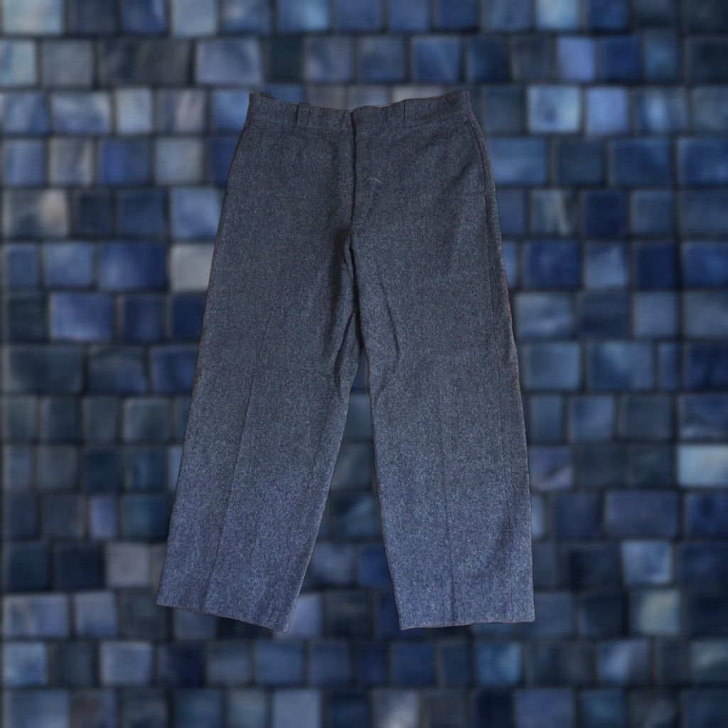 Vintage VINTAGE Woolrich Field Pants Mens 36x29 Wool Gray 60s 70s Outdoor Military/Landgirl Flat Front Straight Leg USA Size US 36 / EU 52 - 1 Thumbnail