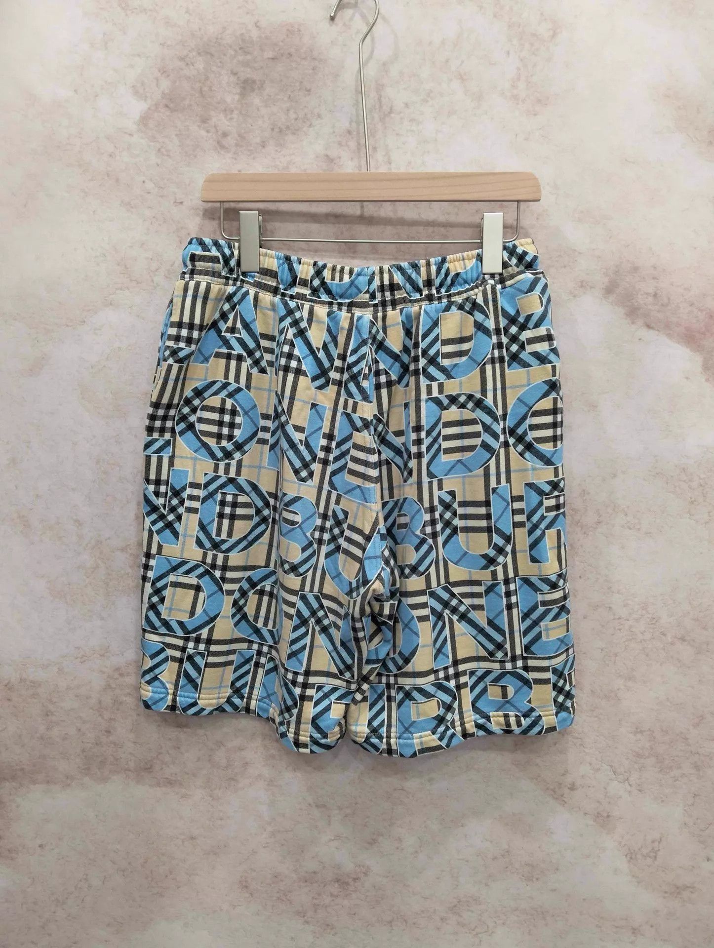 Burberry Multi Colored Printed Drawstring Shorts Size US 32 / EU 48 - 2 Thumbnail