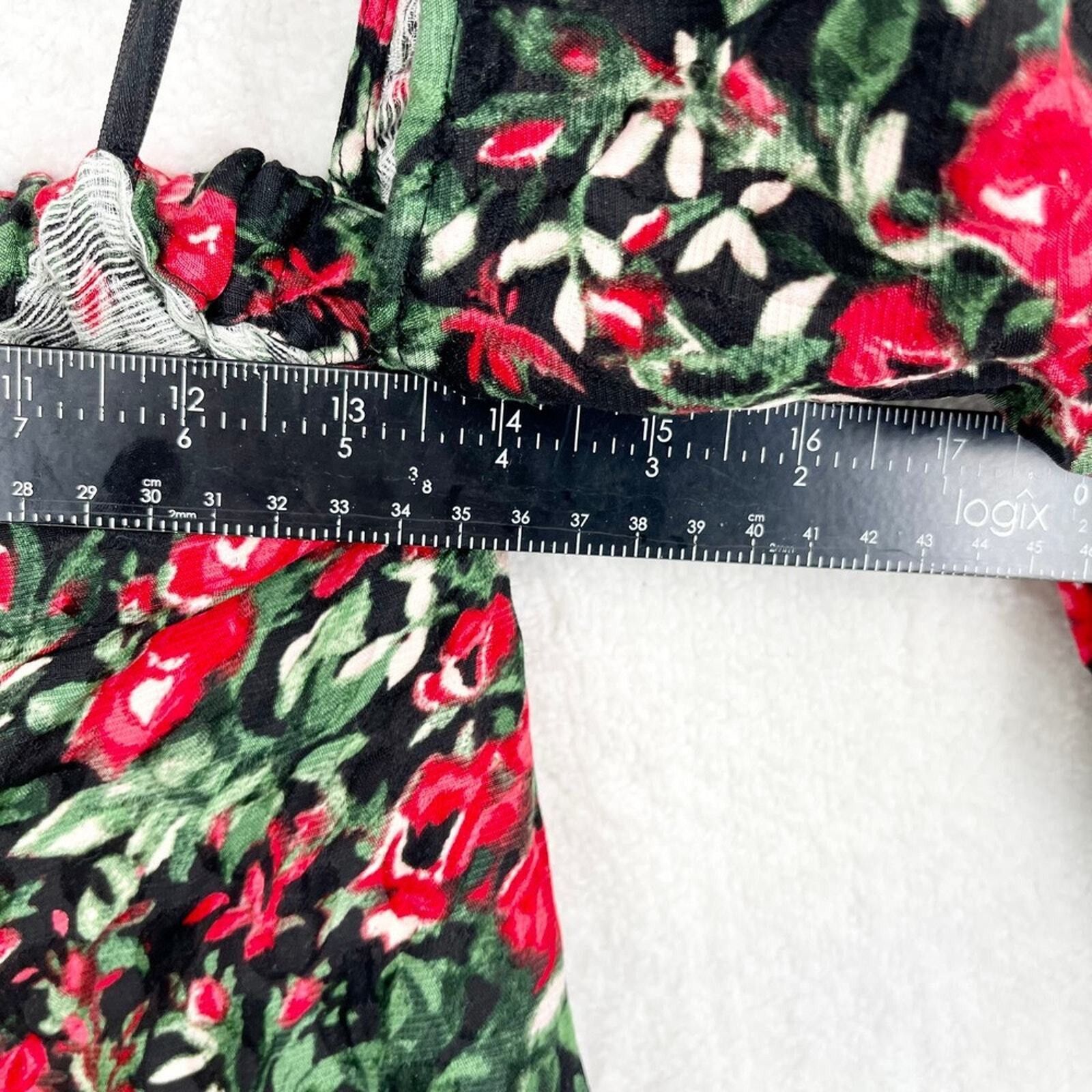 Club Monaco Club Monaco Liki Red Green Floral Off-Shoulder Blouse Size 2 Size XS / US 0-2 / IT 36-38 - 3 Thumbnail