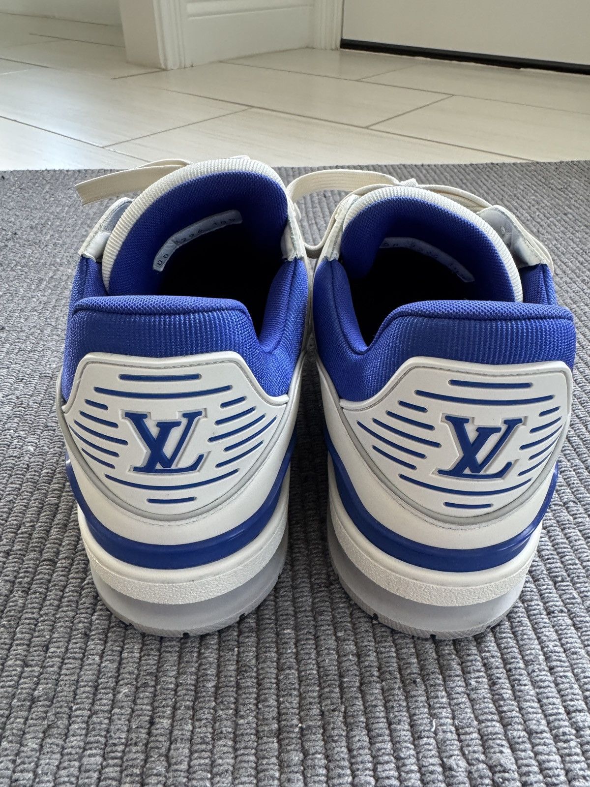 Louis Vuitton LV Trainer 'Gaston Blue' – Virgil Abloh 'Colormania capsule' Size US 10.5 / EU 43-44 - 4 Thumbnail