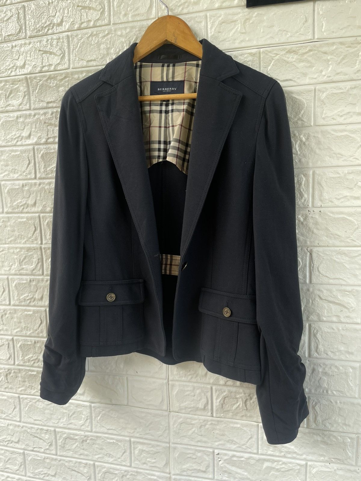Burberry × Japanese Brand × Vintage Burberry Wool Blazer(WOMEN) Size S / US 4 / IT 40 - 4 Thumbnail