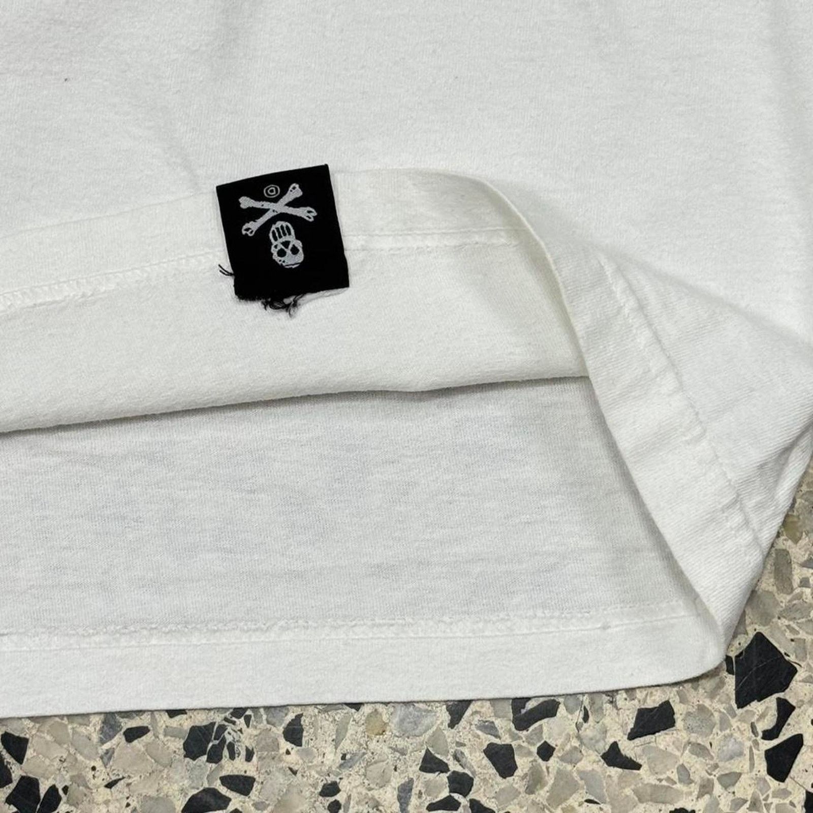 Dissizit × Vintage VINTAGE Y2K 2011 DISSIZIT D-WING POLO RIP TEE: Size US L / EU 52-54 / 3 - 6 Thumbnail