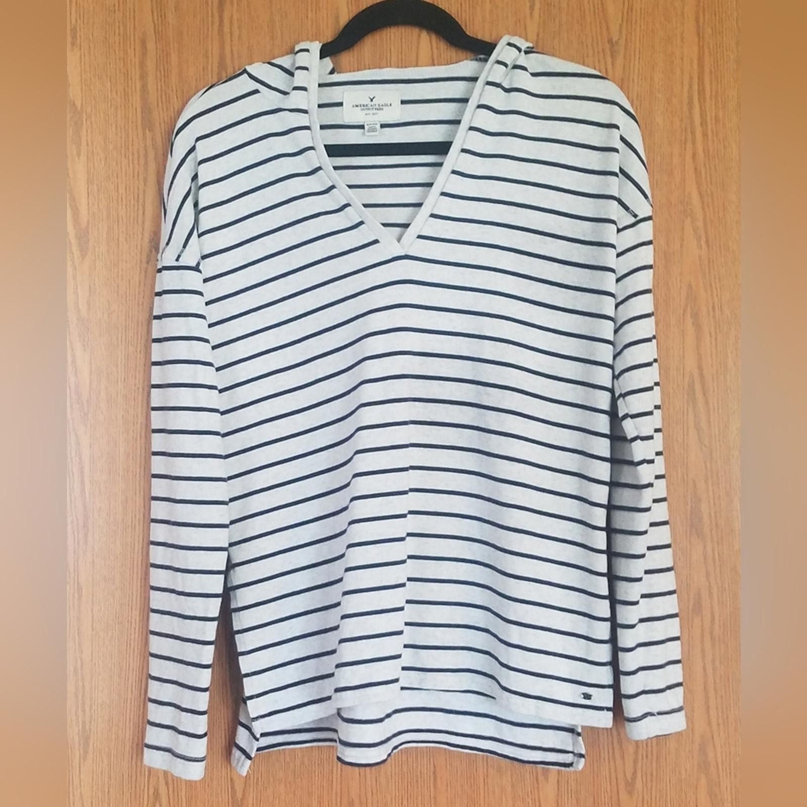 Tommy Hilfiger American Eagle White and Blue V-Neck Hoodie Size Small Size S / US 4 / IT 40 - 1 Thumbnail
