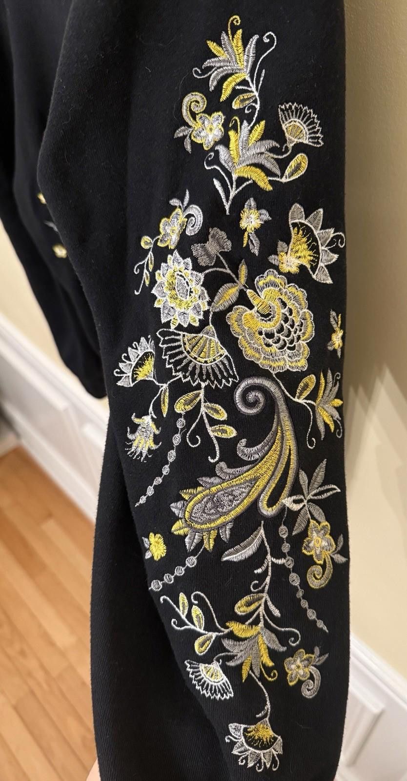 Other Gabrielle Union Embroidered Floral Sweatshirt Black Gold M Size M / US 6-8 / IT 42-44 - 3 Thumbnail