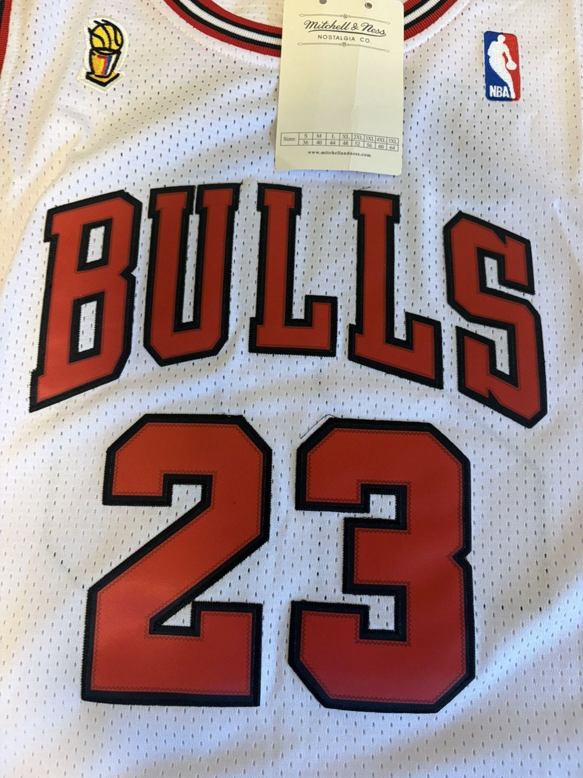 Mitchell & Ness Michael Jordan Mitchell & ness white Chicago Bulls jersey Size US XXL / EU 58 / 5 - 8 Thumbnail