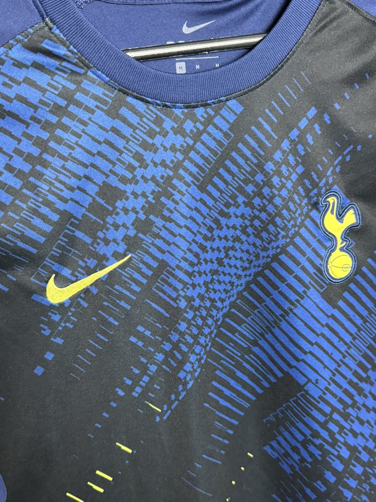 Nike Tottenham Hotspur Training Football Jersey Size US M / EU 48-50 / 2 - 3 Thumbnail