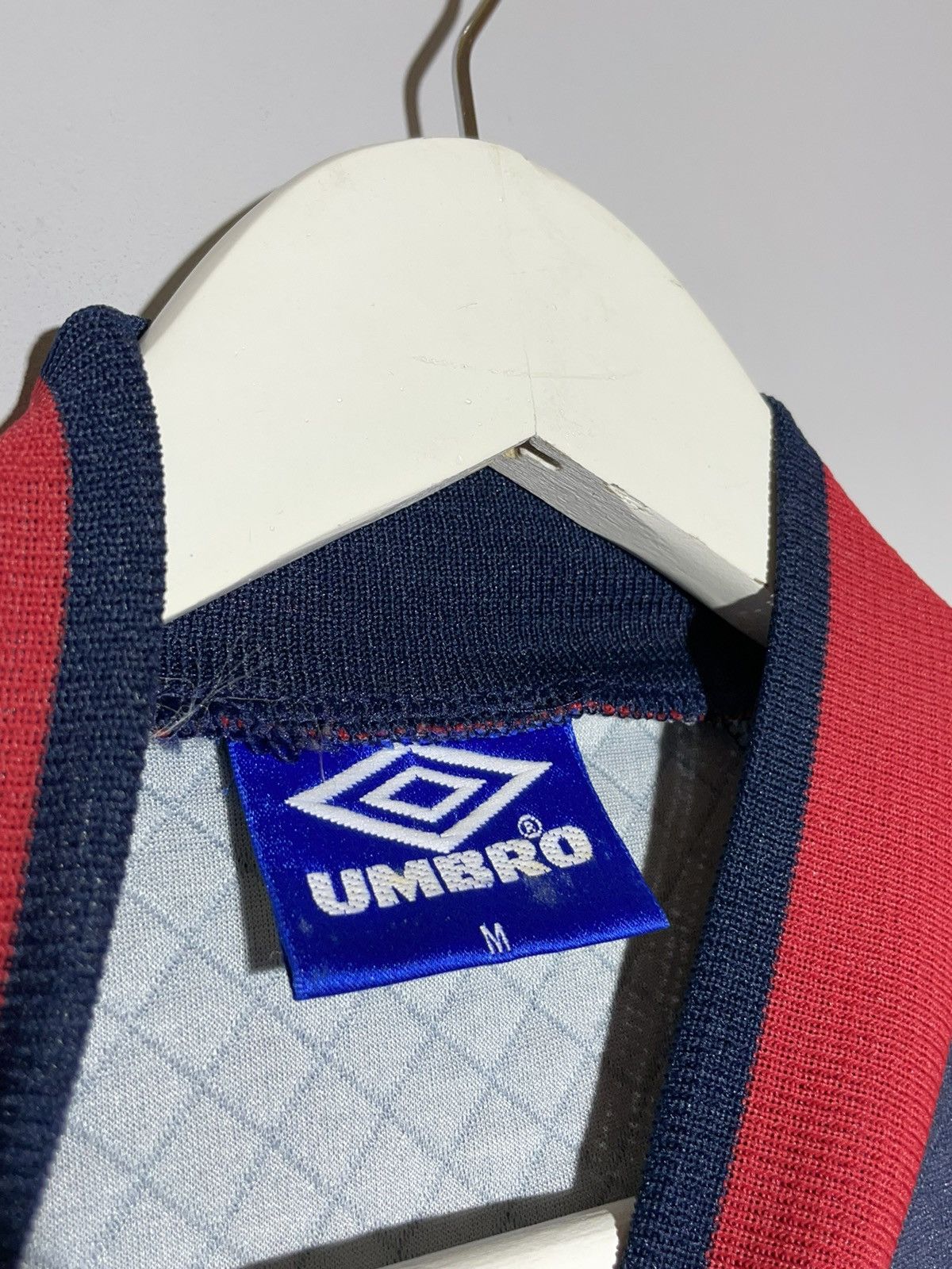 Umbro × Vintage England Goalkeeper 1998 Umbro Vintage Y2K Football Shirt Size US M / EU 48-50 / 2 - 13 Thumbnail