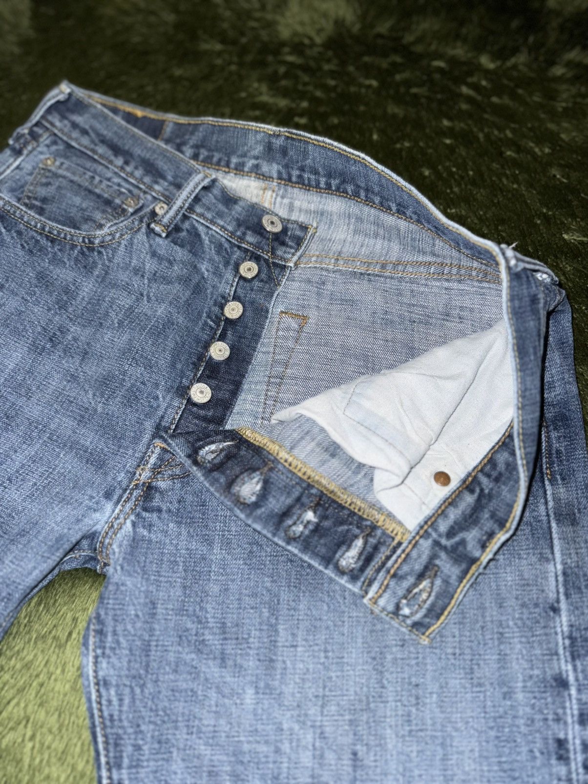 Levi's [W32/L32] Levi’s 501 Blank Tab Vintage Washed Denim Pants Size US 32 / EU 48 - 3 Thumbnail