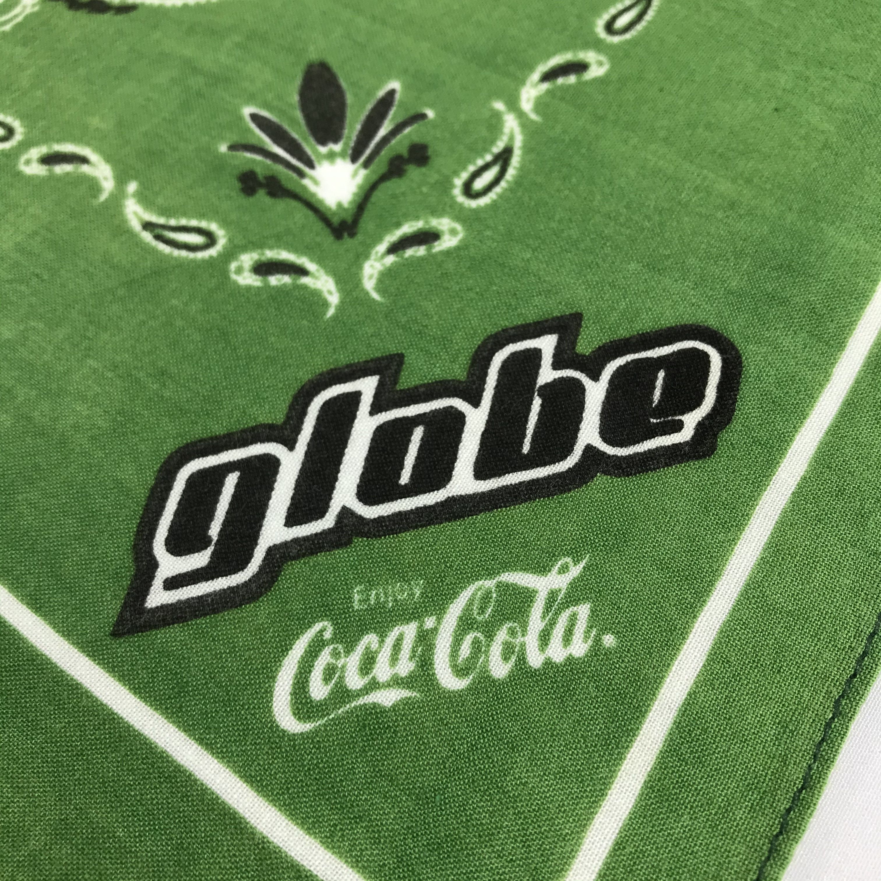 Coca Cola × Globe Globe X Coca-Cola Handkerchief Neckerchief Bandana H1253 Size ONE SIZE - 2 Thumbnail