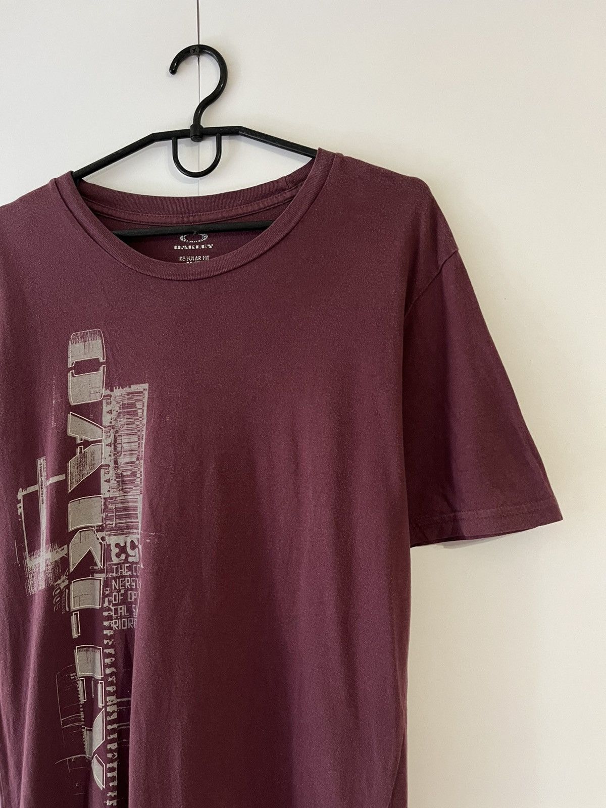 Oakley Oakley Vintage Y2K Hype Style Big Logo Cotton Tee Shirt Size US M / EU 48-50 / 2 - 3 Thumbnail