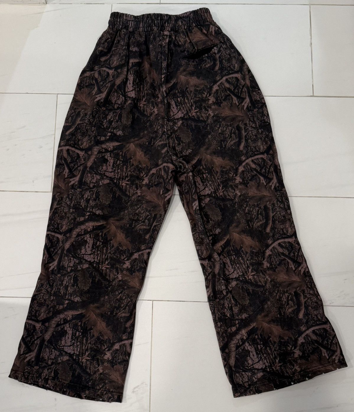 YoungLA YoungLA Dark Tree Camo Baggy Ass Sweats Size US 32 / EU 48 - 2 Thumbnail