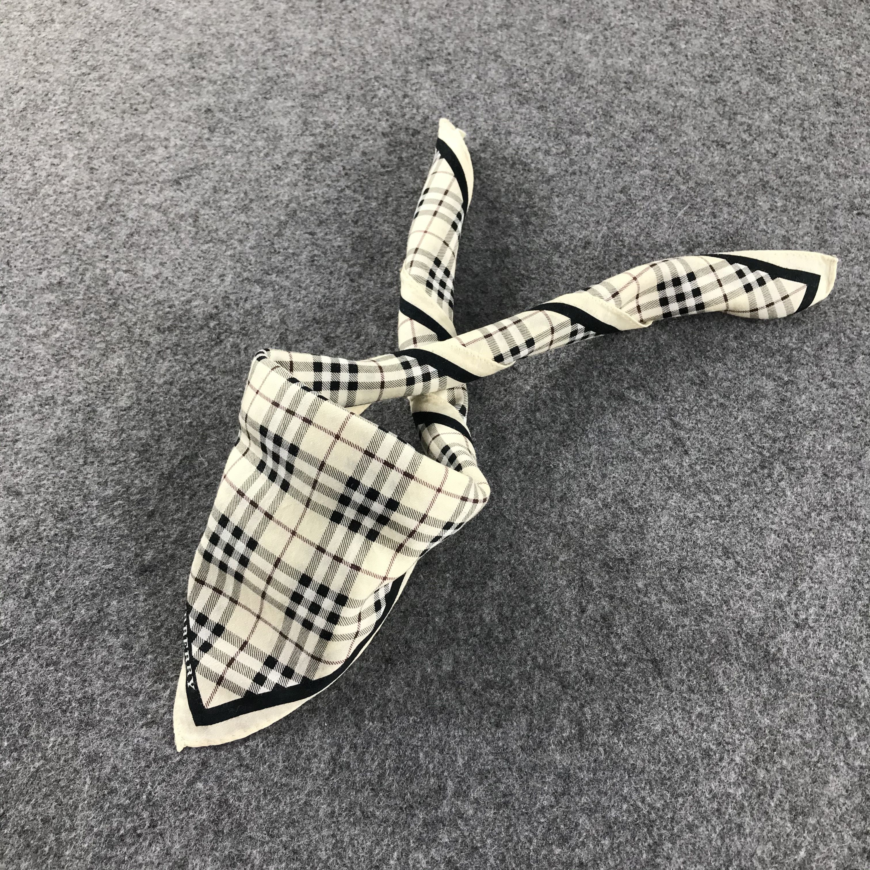 Burberry Burberry Handkerchief Neckerchief Bandana H234 Size ONE SIZE - 3 Thumbnail