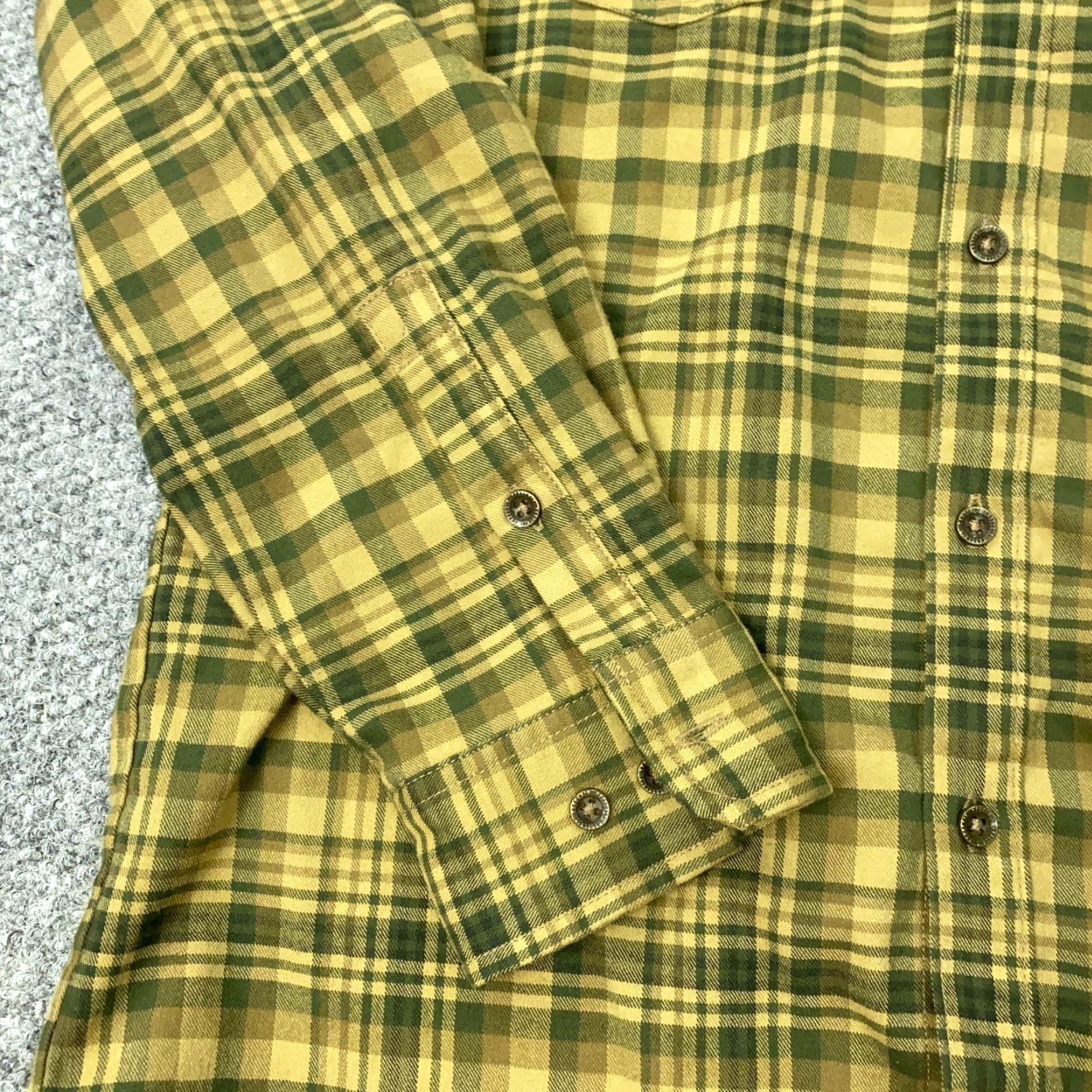 Vintage Cabela's Shirt Mens Large Green Plaid Button-Up Long Sleeve Flannel Stretch Size US L / EU 52-54 / 3 - 6 Thumbnail