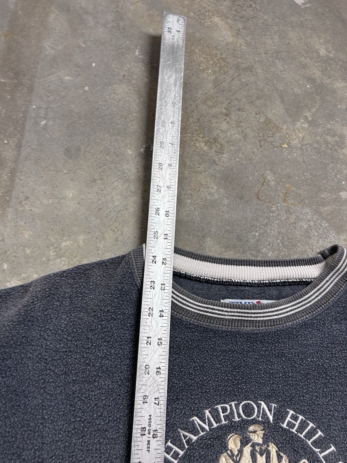 Vintage Vintage 90’s Champion Hills Club Sweatshirt Size Medium Size US M / EU 48-50 / 2 - 4 Thumbnail