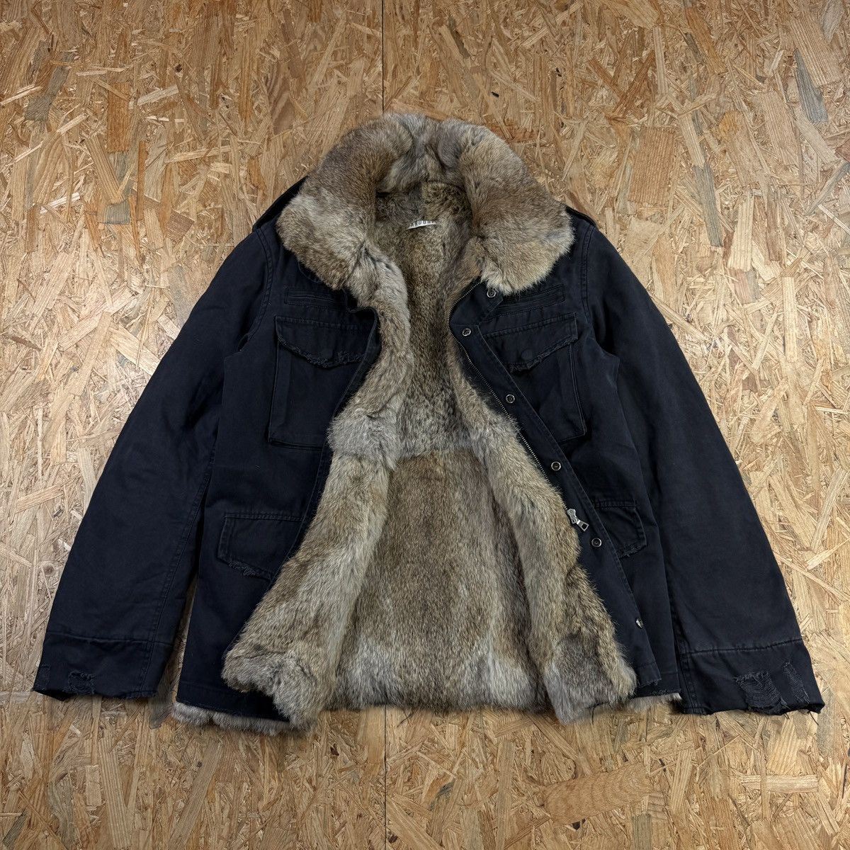 Ojardorf Ojardorf rabbit fur jacket m65 military coat luxury Size US L / EU 52-54 / 3 - 8 Thumbnail