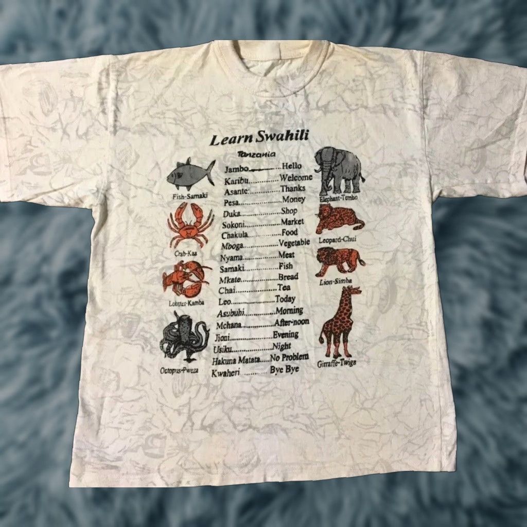 Vintage VINTAGE 90s Tanzania Learn Swahili Faded All Over Print Shirt S Men White 80s 90s Grunge Animals Africa Safari Graphic Tee Size US S / EU 44-46 / 1 - 1 Thumbnail