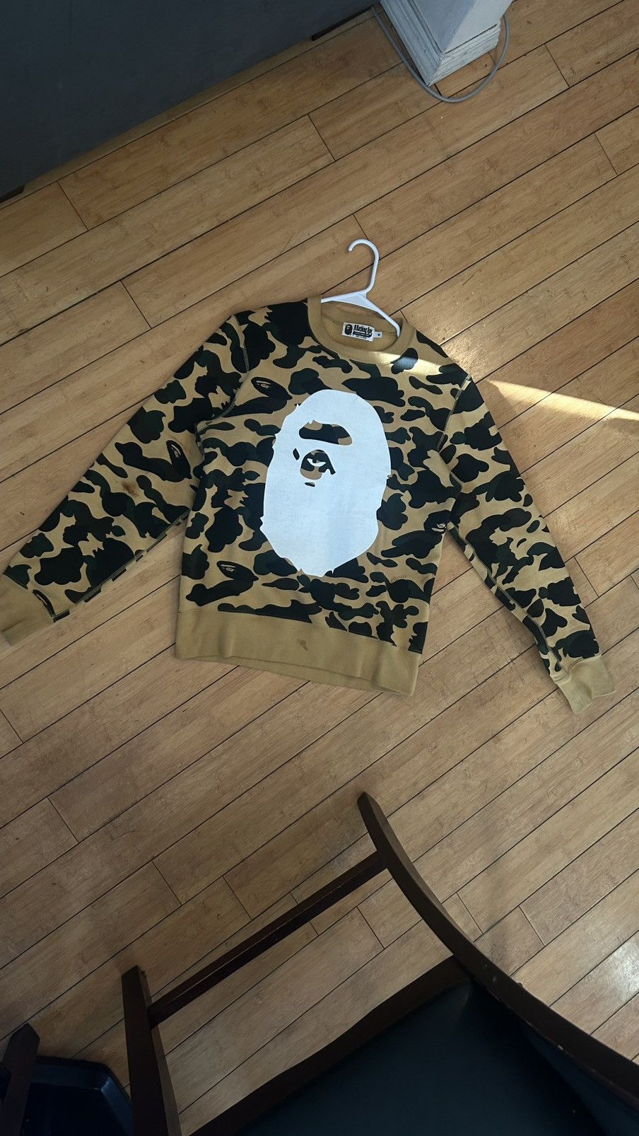 Bape 1ST CAMO BIG APE HEAD CREWNECK Size US M / EU 48-50 / 2 - 1 Thumbnail