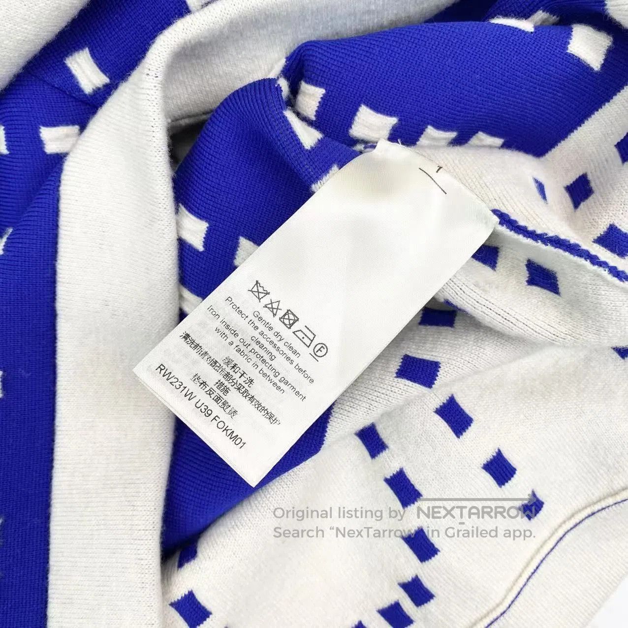 Louis Vuitton Louis Vuitton Blue and white letter print hoodie| Size L / US 10 / IT 46 - 4 Thumbnail