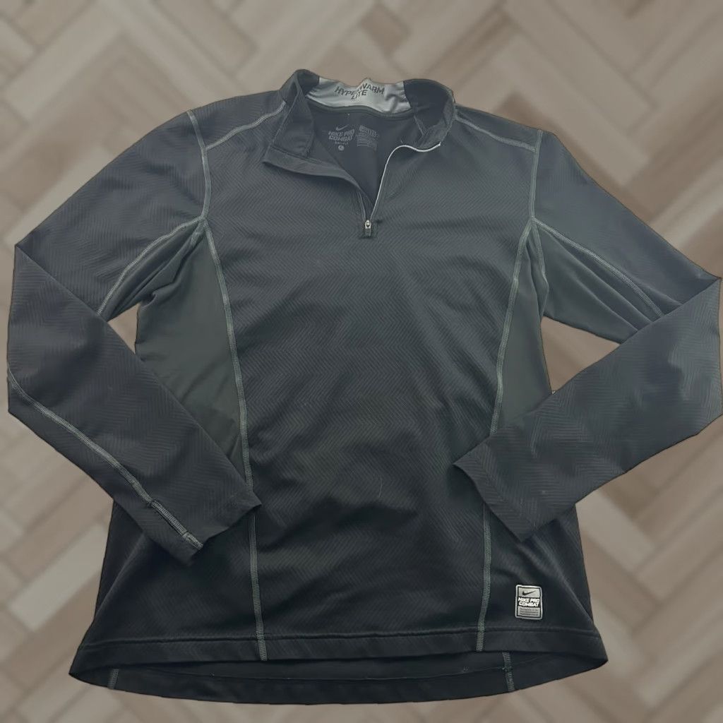 Nike Nike Hyperwarm Lite Pro Combat Long Sleeve 1/4 Zip Athletic Jacket Men's Large Black Nike HyperWarm Pro Combat Long Sleeve 1/4 Zip Jacket Mens L Black Size US L / EU 52-54 / 3 - 1 Thumbnail