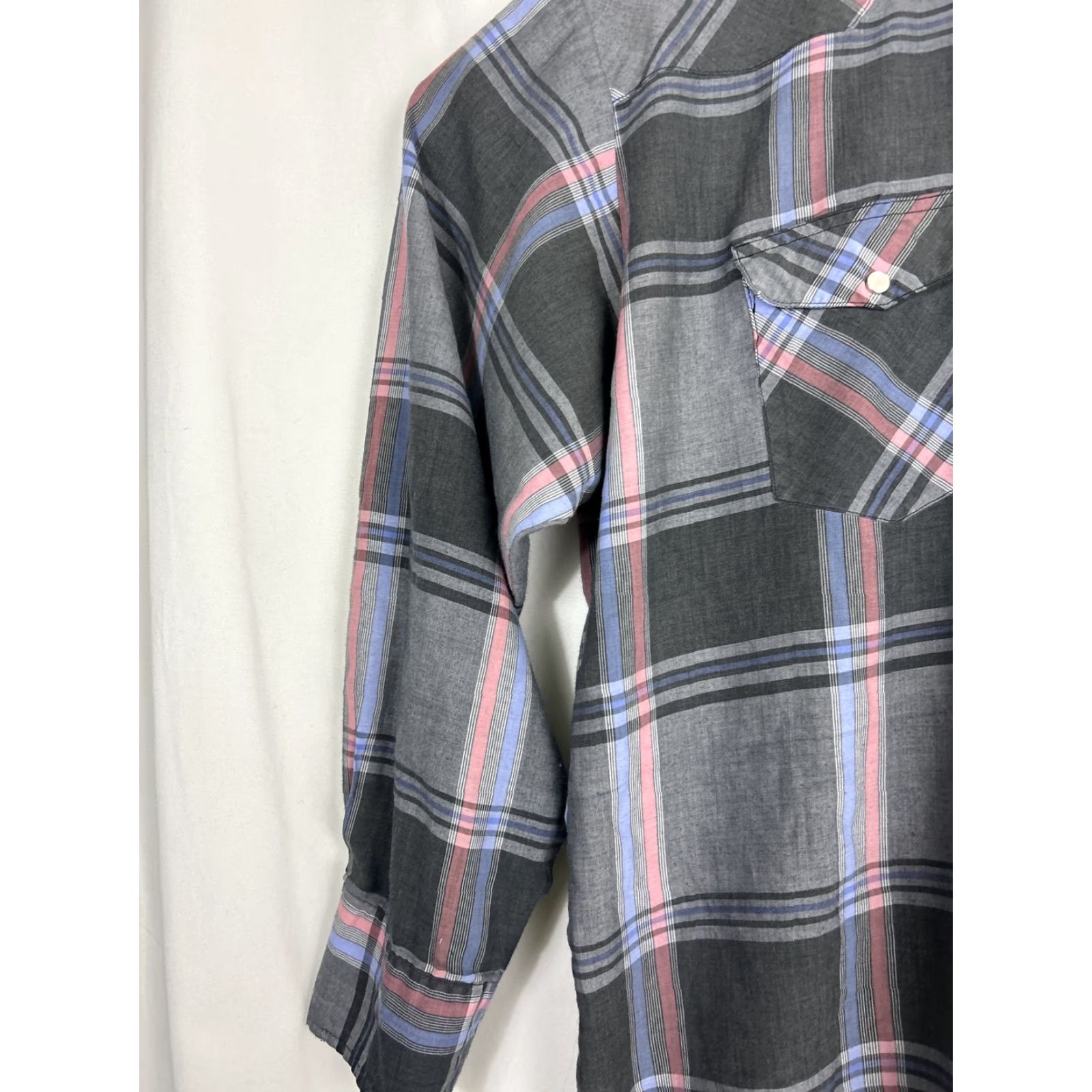 Vintage VINTAGE American Hero Pearl Snap Shirt Gray Plaid Western Size XL Men Size US XL / EU 56 / 4 - 2 Thumbnail