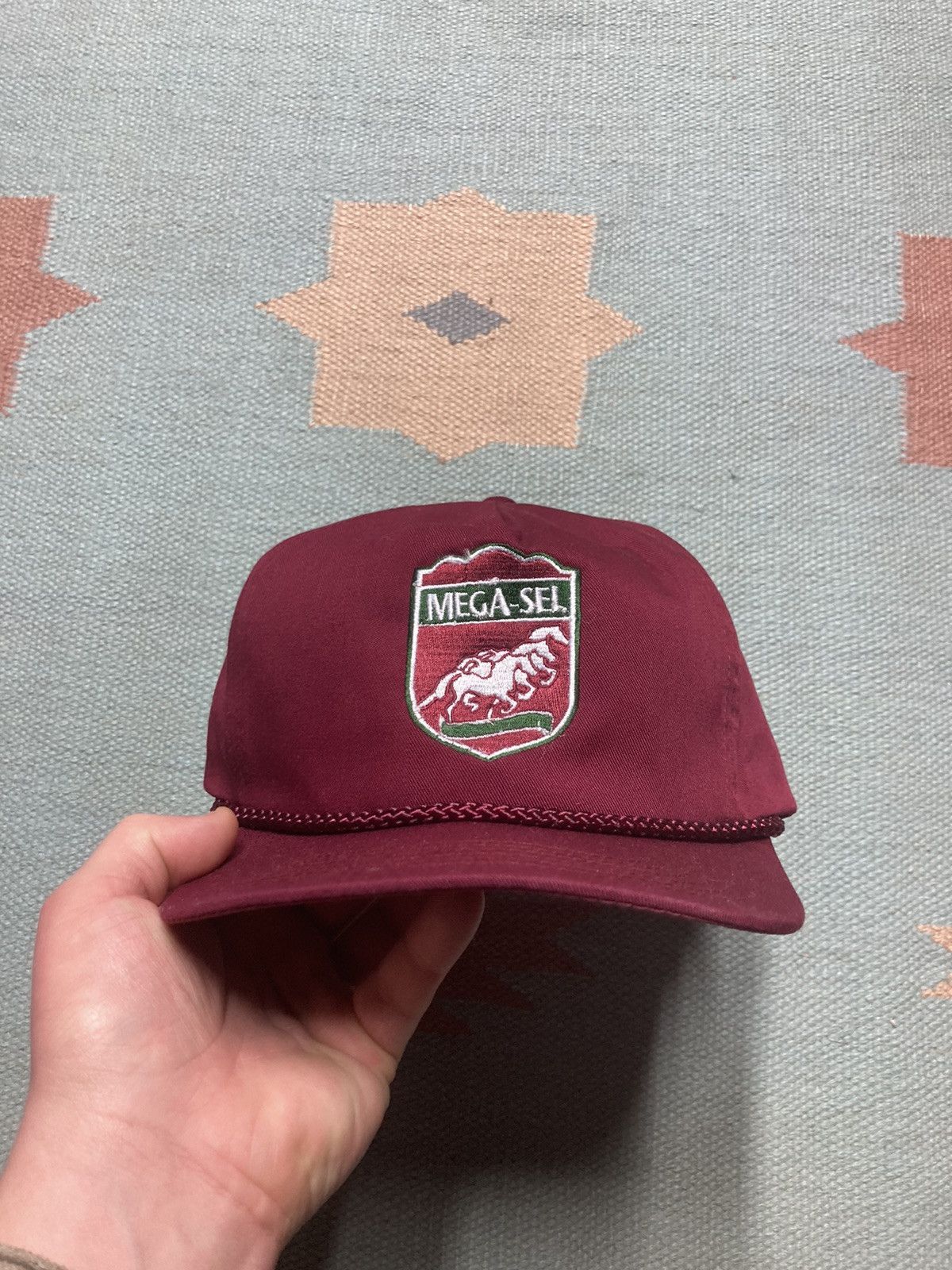 Vintage Vtg strapback hat Mega Sel horse vitamin farm animal maroon Size ONE SIZE - 2 Thumbnail