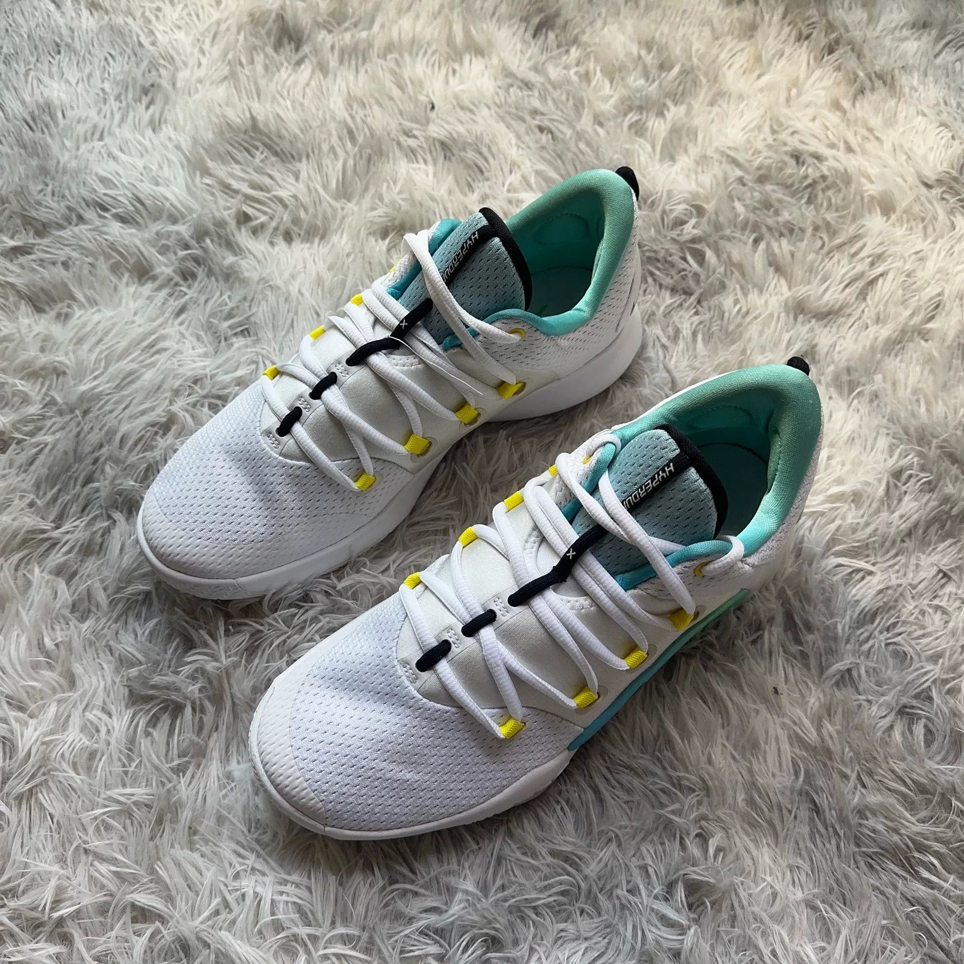 Nike Nike Green Lowtop Sneakers 44 Men Size US 10.5 / EU 43-44 - 1 Thumbnail