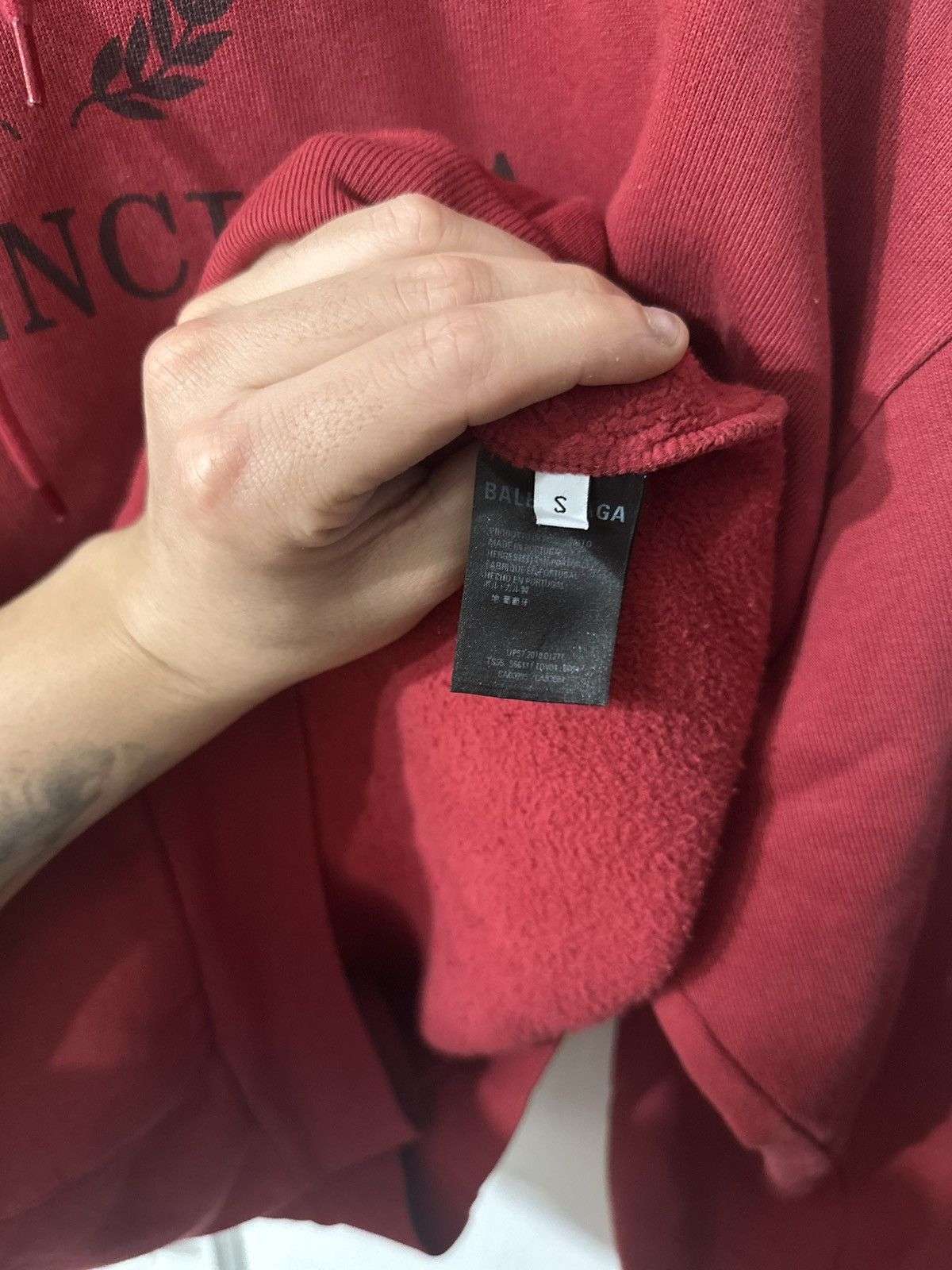 Balenciaga Oversized Crest Logo Hoodie Size US S / EU 44-46 / 1 - 7 Thumbnail