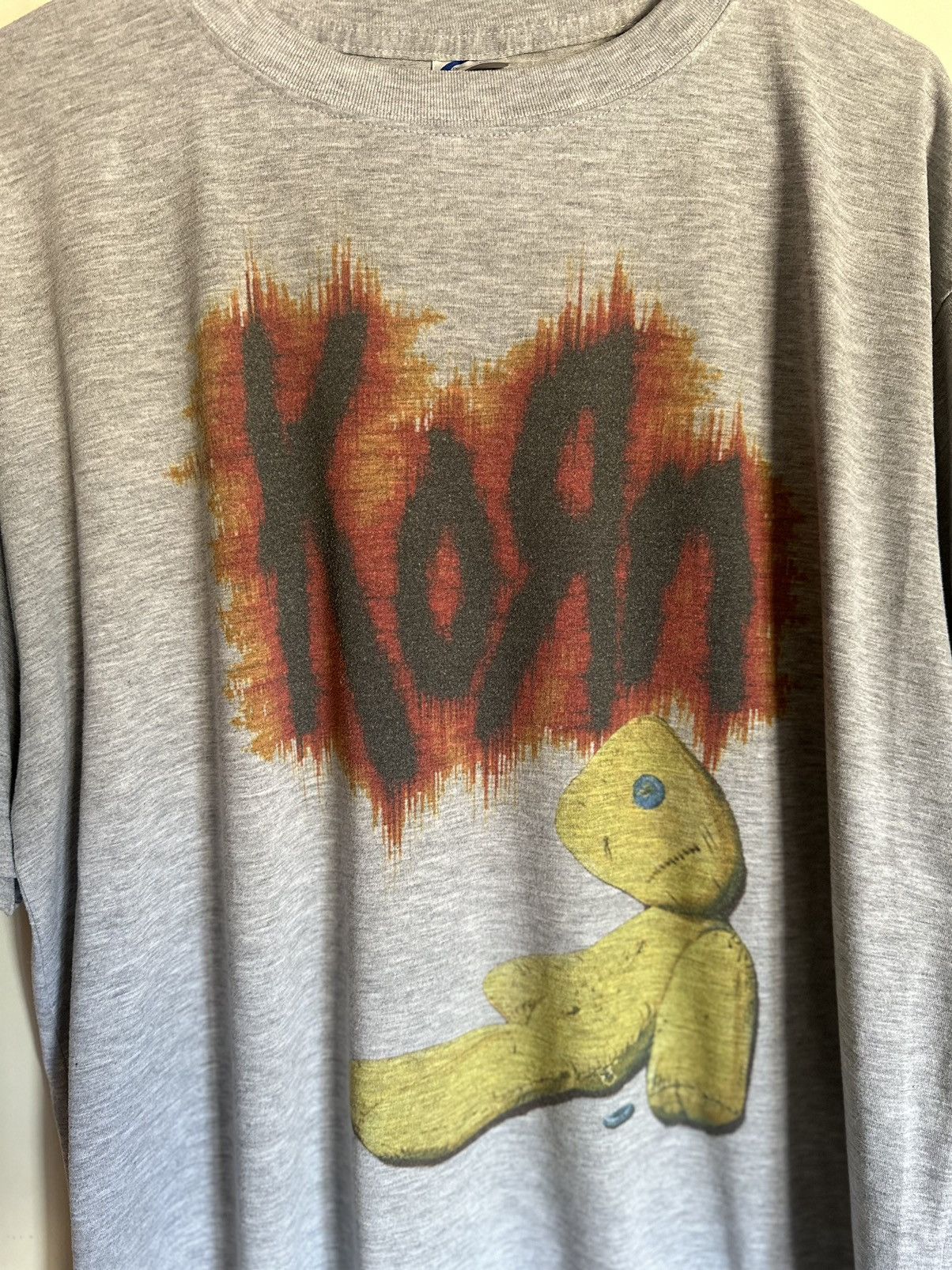 Band Tees × Vintage Grey Korn Bear t-shirt Size US XL / EU 56 / 4 - 2 Thumbnail