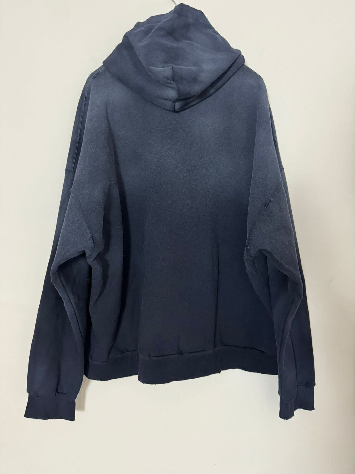 Balenciaga FW21 - NO COMMENT - Heavy Oversize Hoodie Runway Royal Blue Size US L / EU 52-54 / 3 - 12 Thumbnail
