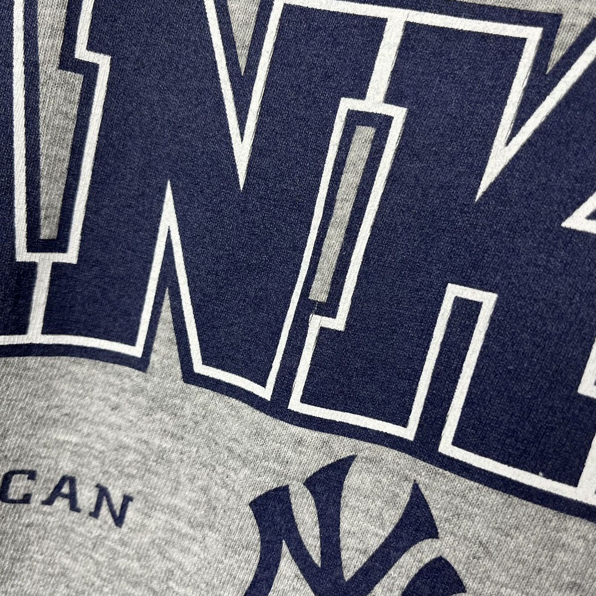 MLB Vintage New York Yankees MLB big logo y2k tee 2001 Size US M / EU 48-50 / 2 - 7 Thumbnail