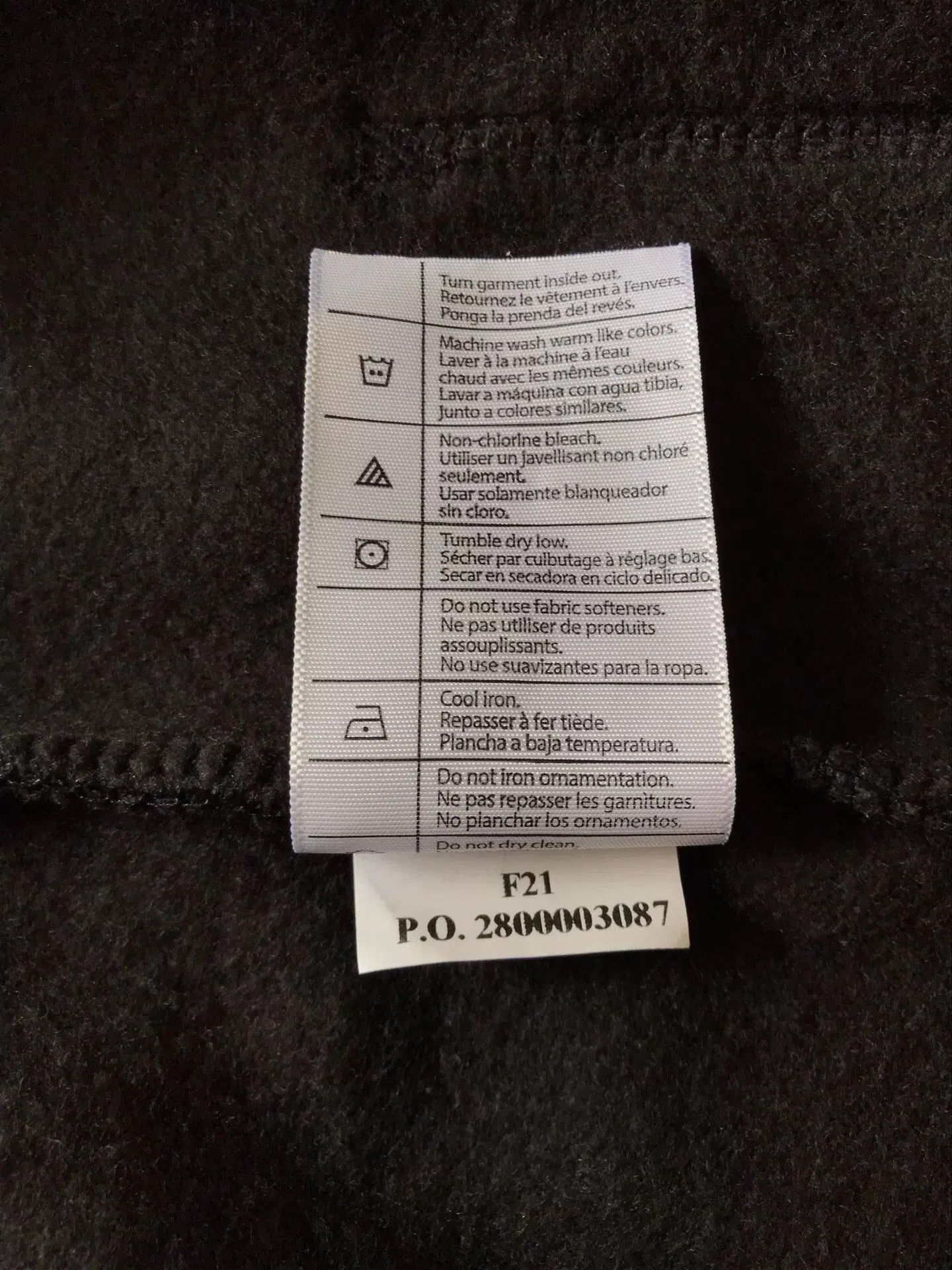 Carhartt Carhartt 105192 Black Hoodie. Size US L / EU 52-54 / 3 - 9 Thumbnail