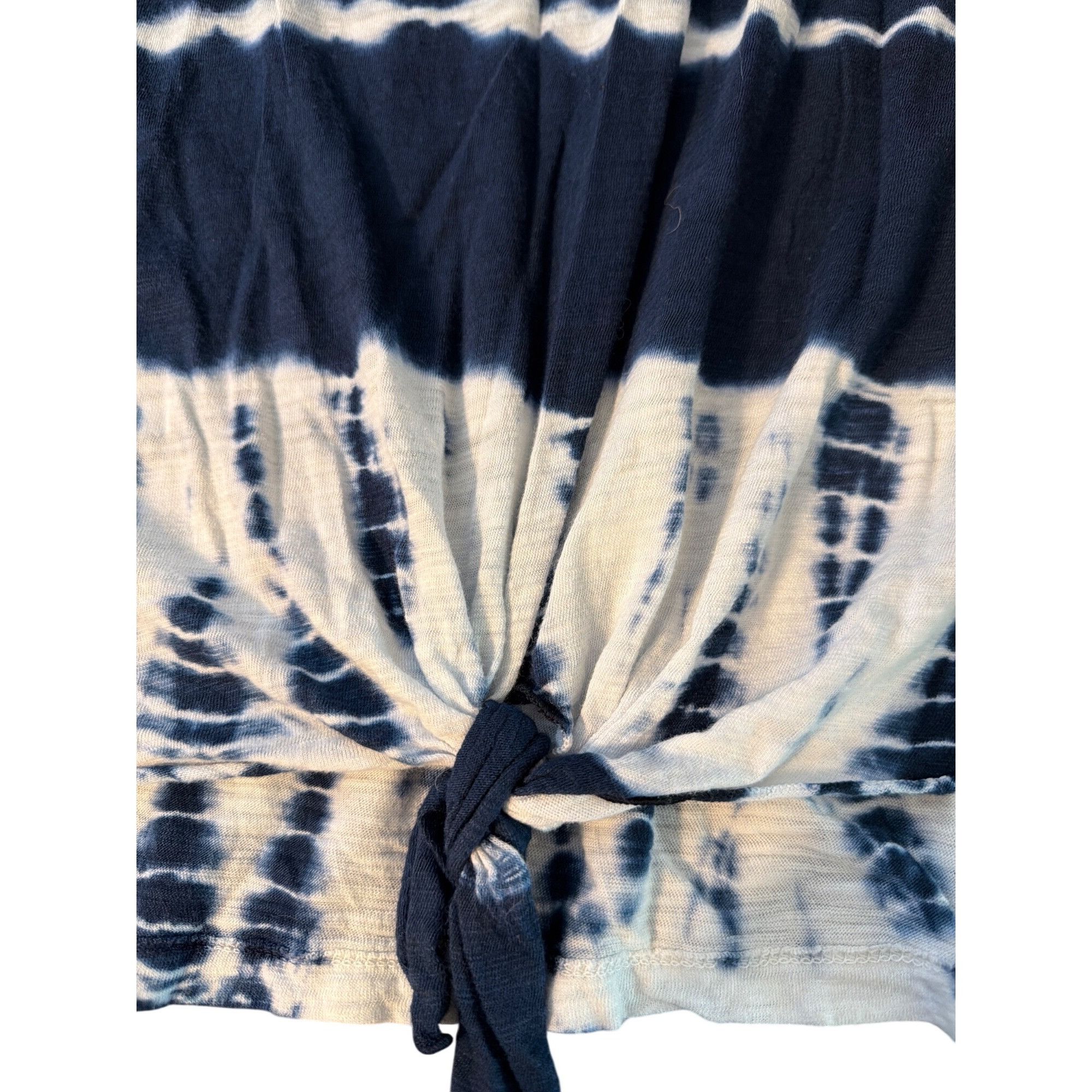Lucky Brand Lucky Brand Tie Dye Split Neck Top Blue White Front Tie Cap Size XXL / US 16-18 / IT 52-54 - 2 Thumbnail