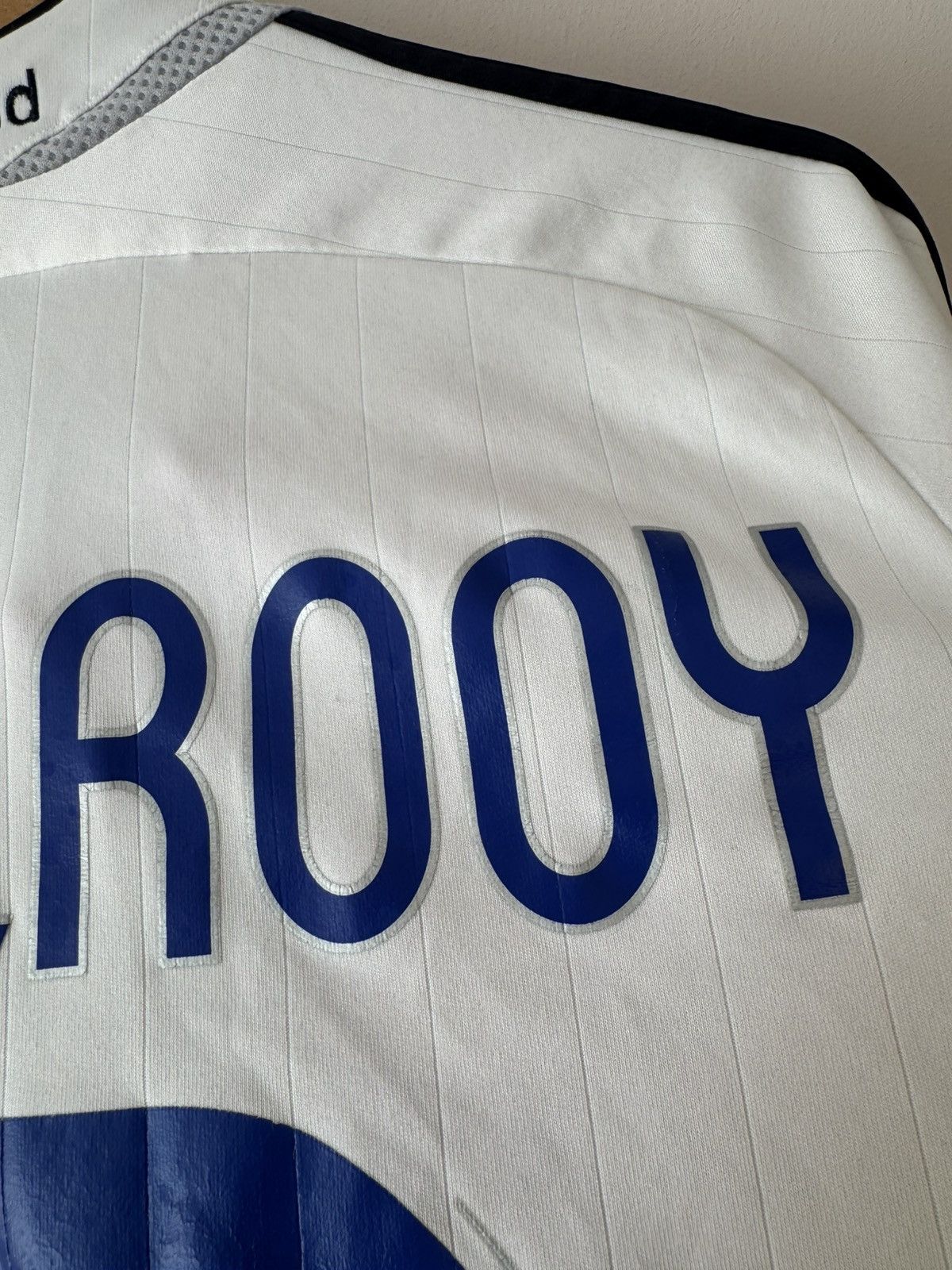 Adidas Vintage Real Madrid 2006-2007 Nistelrooy Home Soccer Jersey Size US S / EU 44-46 / 1 - 15 Thumbnail