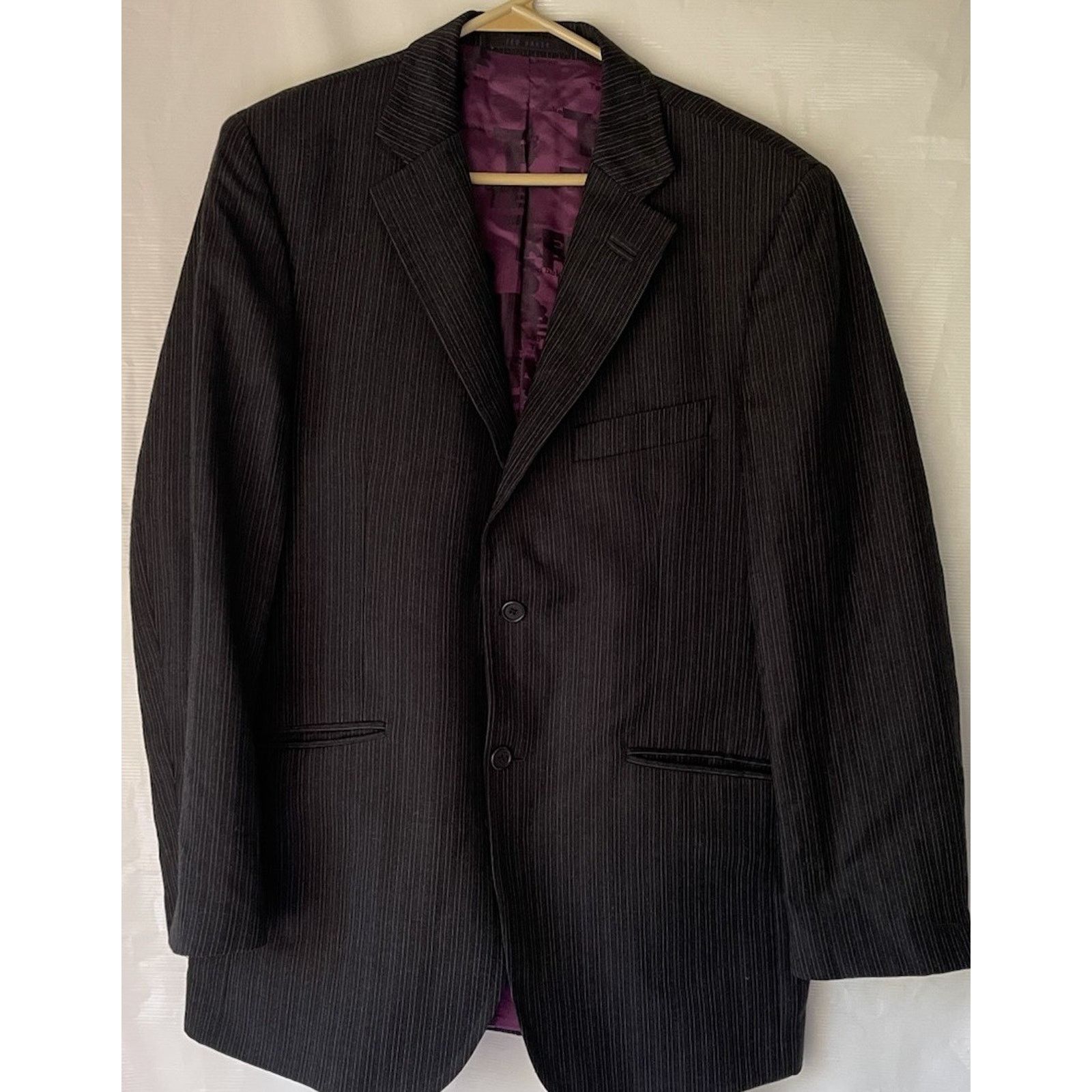 Ted Baker Mens Black Stripe Sport Coat 40R Italy 100% Wool