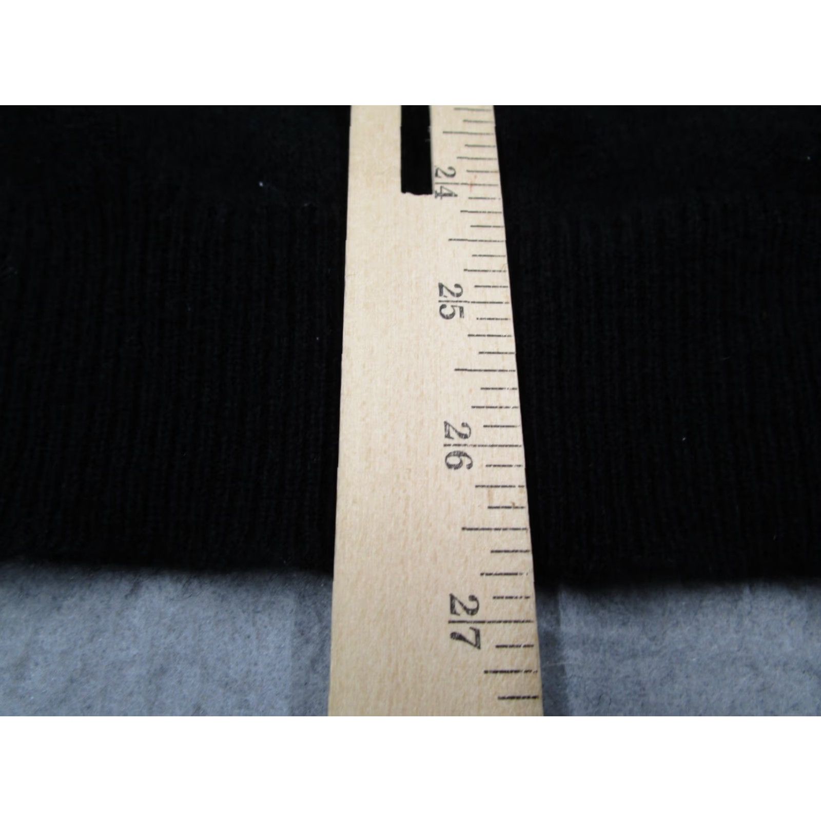 Vintage Vintage J McInerney Ltd. Men’s Black V Neck Long Sleeve Pullover Knit Sweater Argyle Wool Lambswool 42 L Size US L / EU 52-54 / 3 - 5 Thumbnail