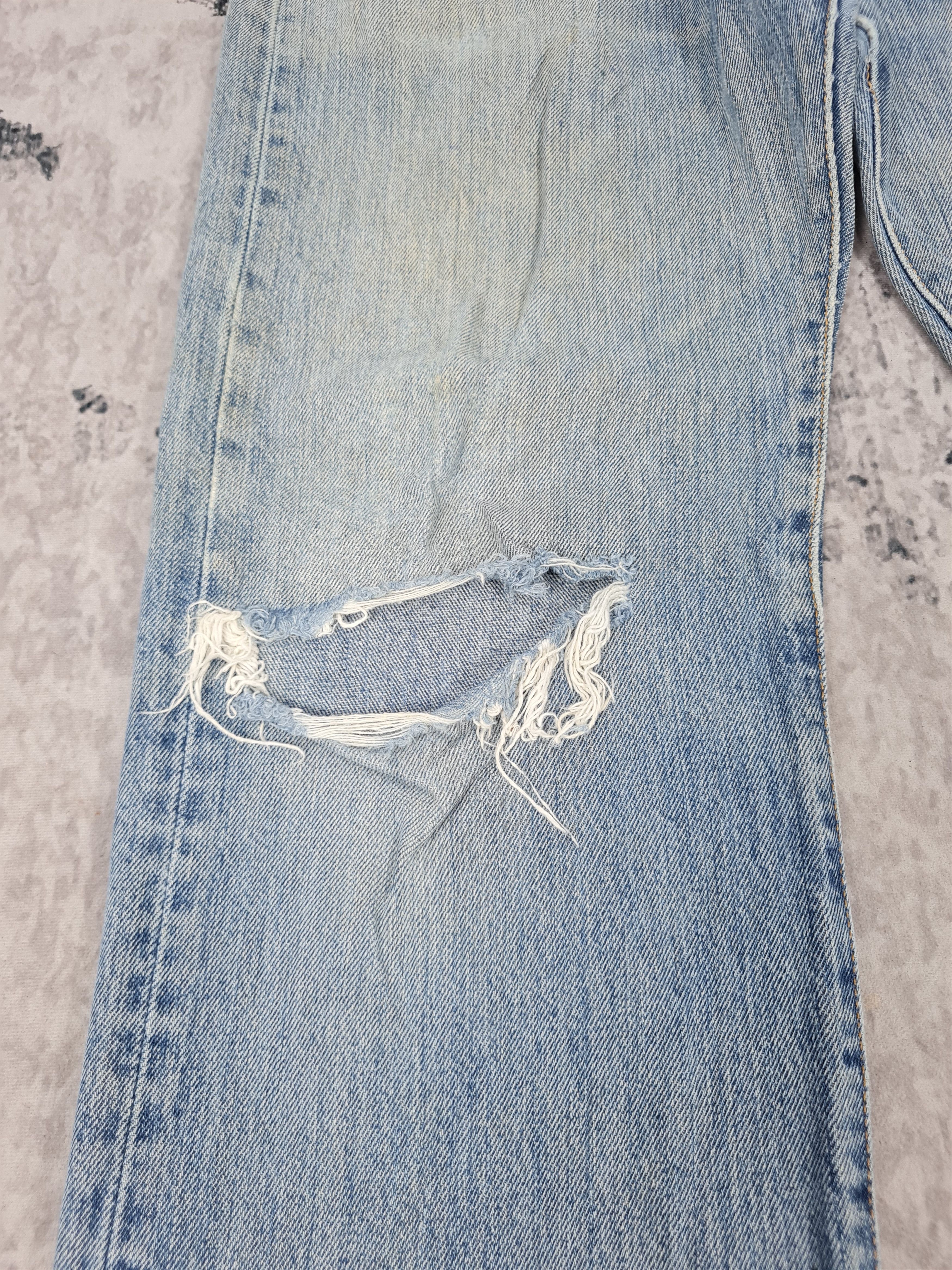 Levi's Vtg LEVIS 501 Distressed Faded Ripped Jeans L0385 Size 34X29 Size US 34 / EU 50 - 6 Thumbnail