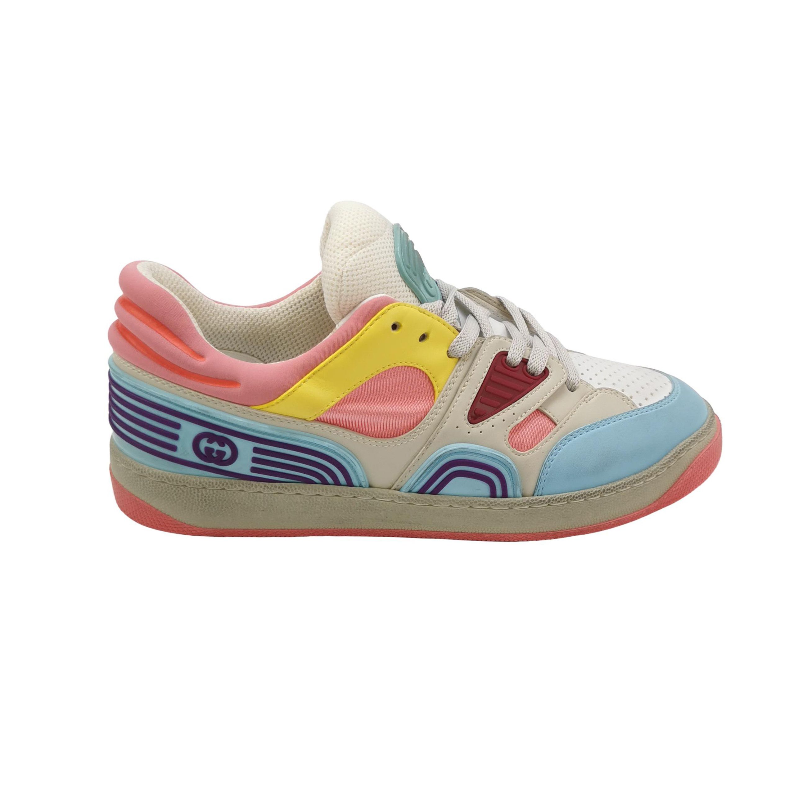 Gucci Gucci Women 9 Lowtop Sneakers Size US 9 / IT 39 - 1 Thumbnail