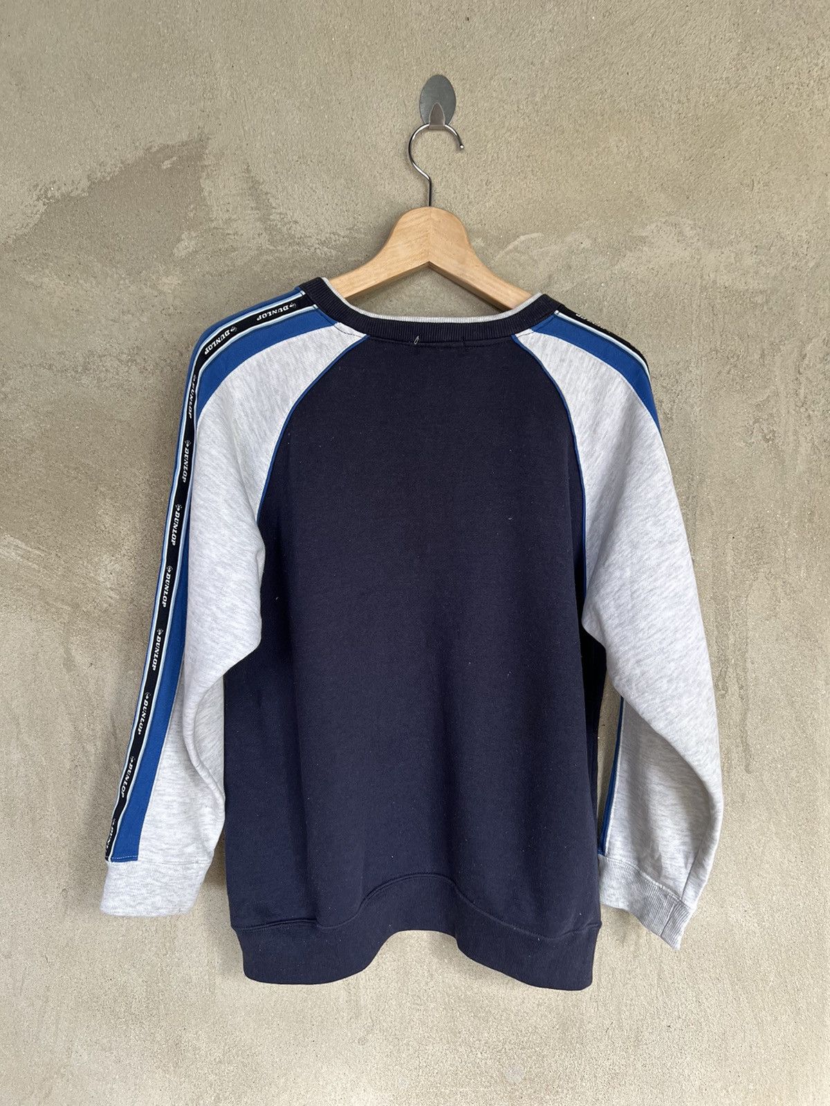 Vintage Dunlop Spell Out Sweatshirt