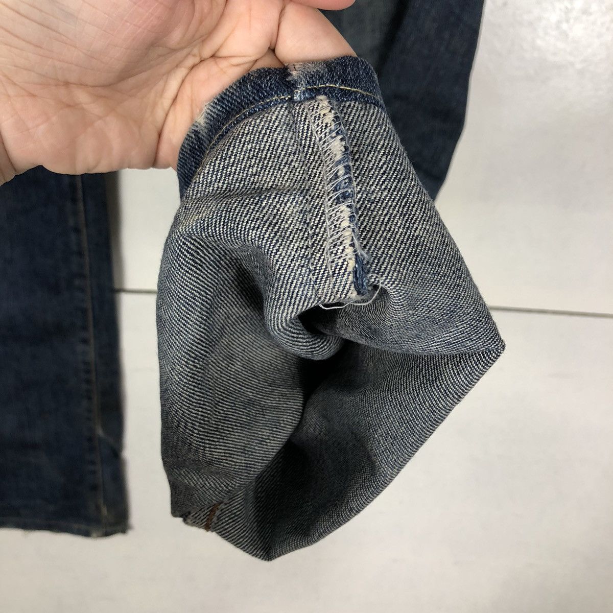 Edwin 🔥90’s VINTAGE EDWIN MADE IN JAPAN JEANS DISTRESSED DENIM Size US 35 - 12 Thumbnail