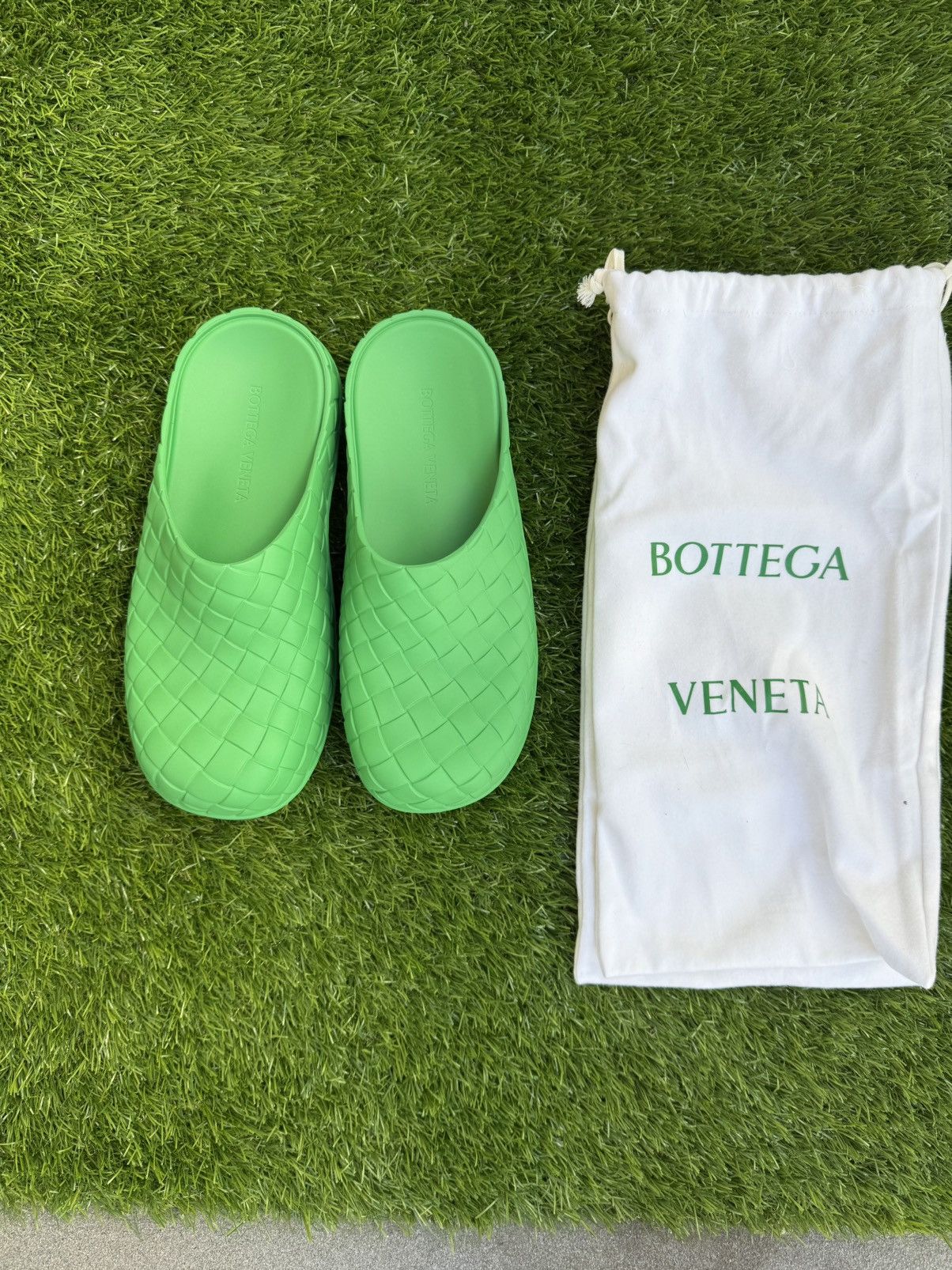 Bottega Veneta Bottega Veneta Beebee Clog in Green size 41 Size US 8 / EU 41 - 2 Thumbnail