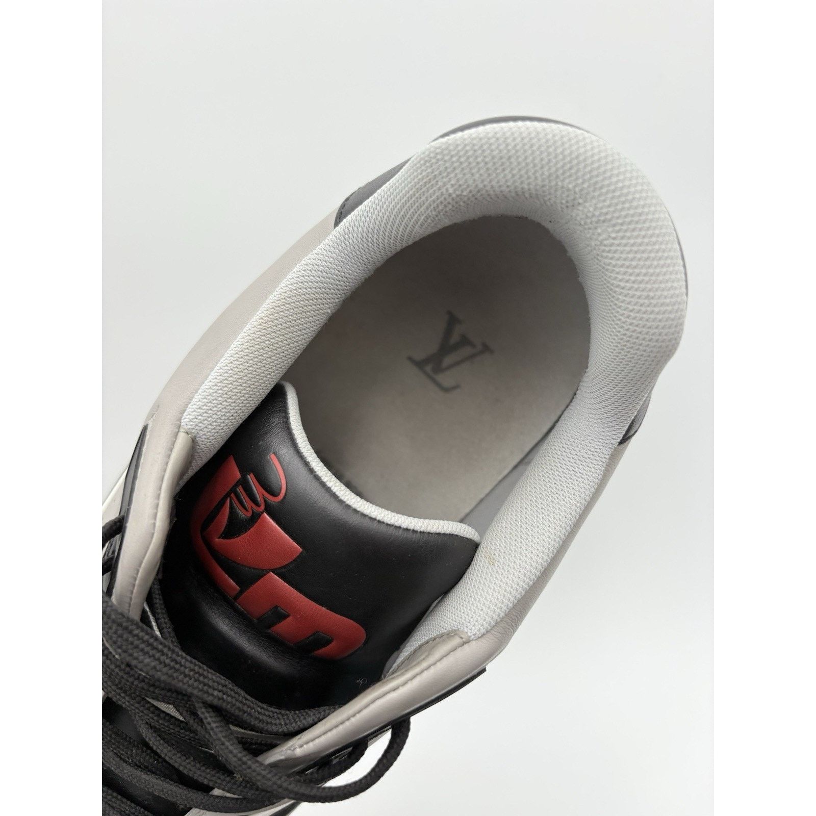 Louis Vuitton Louis Vuitton x Virgil Trainer SS19 Size US 11.5 / EU 44-45 - 6 Thumbnail