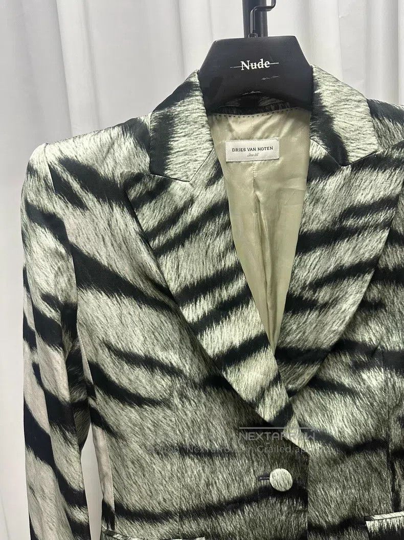 Dries Van Noten DRIES VAN NOTEN Leopard Print Jacket Size XS / US 0-2 / IT 36-38 - 2 Thumbnail